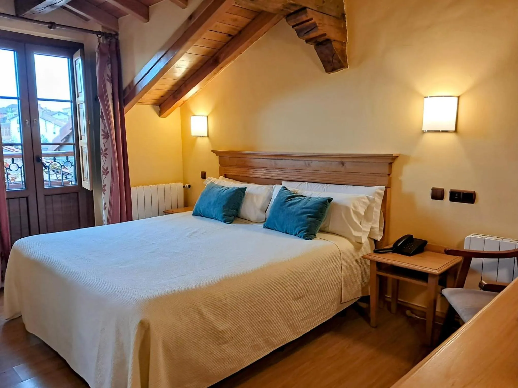 Bed in Hotel San Roque