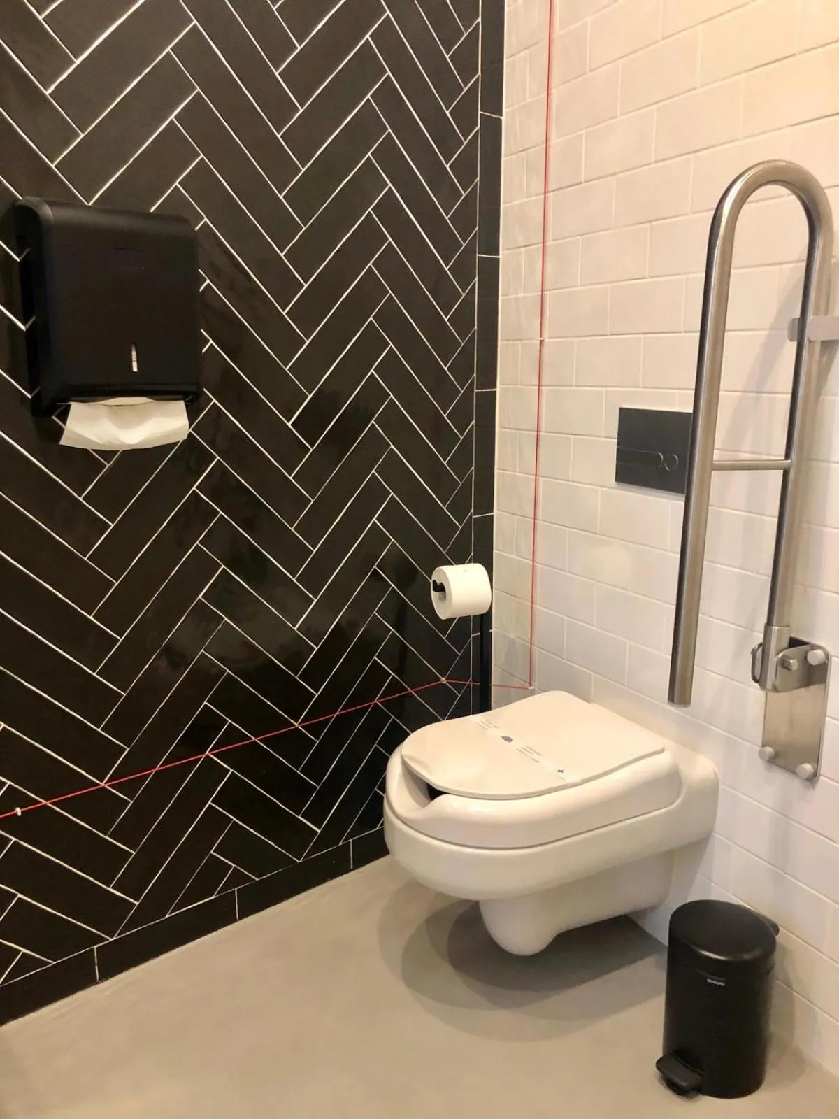 Alameda Exclusive House