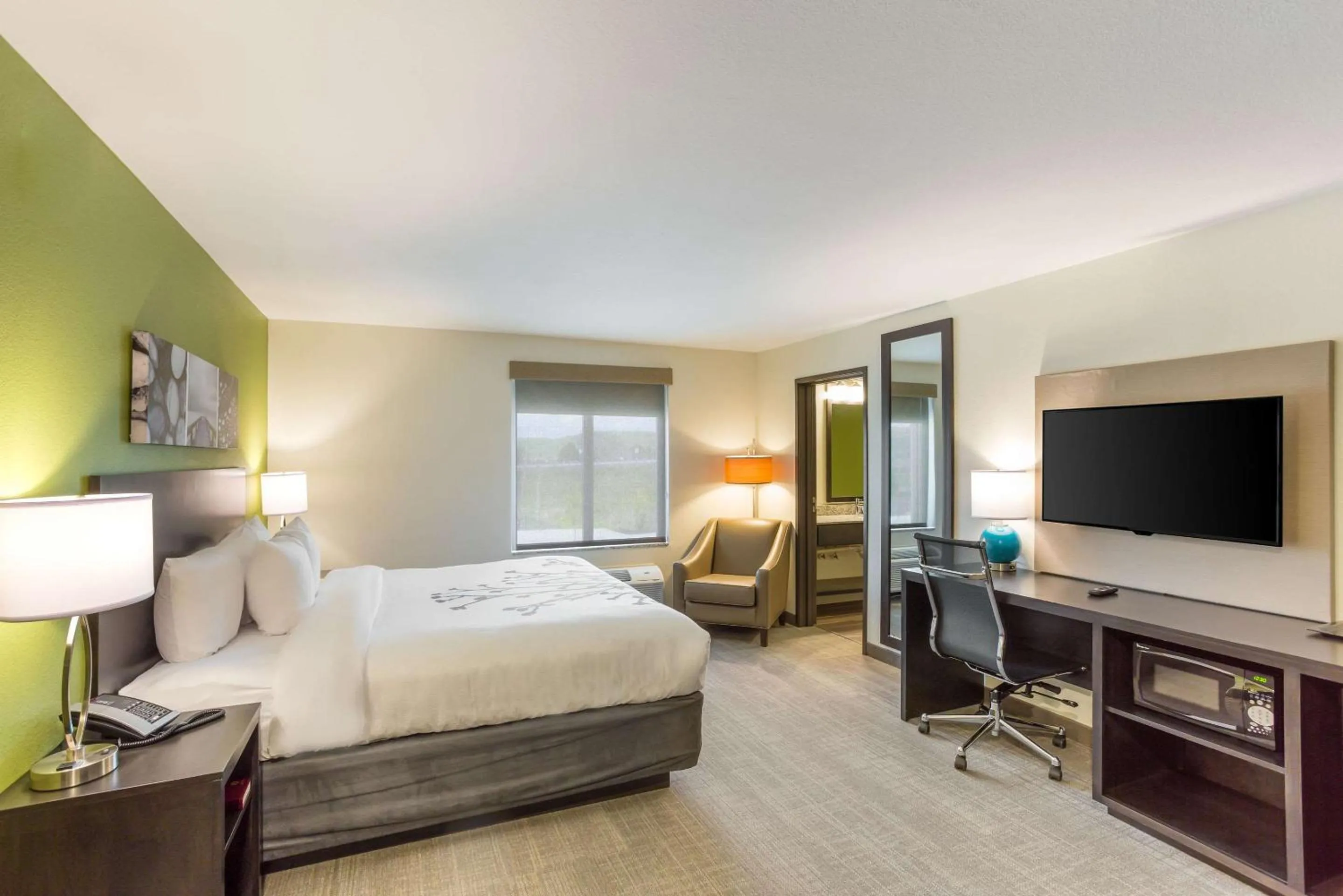 Photo of the whole room, Bed in Sleep Inn Logan Ohio-Hocking Hills