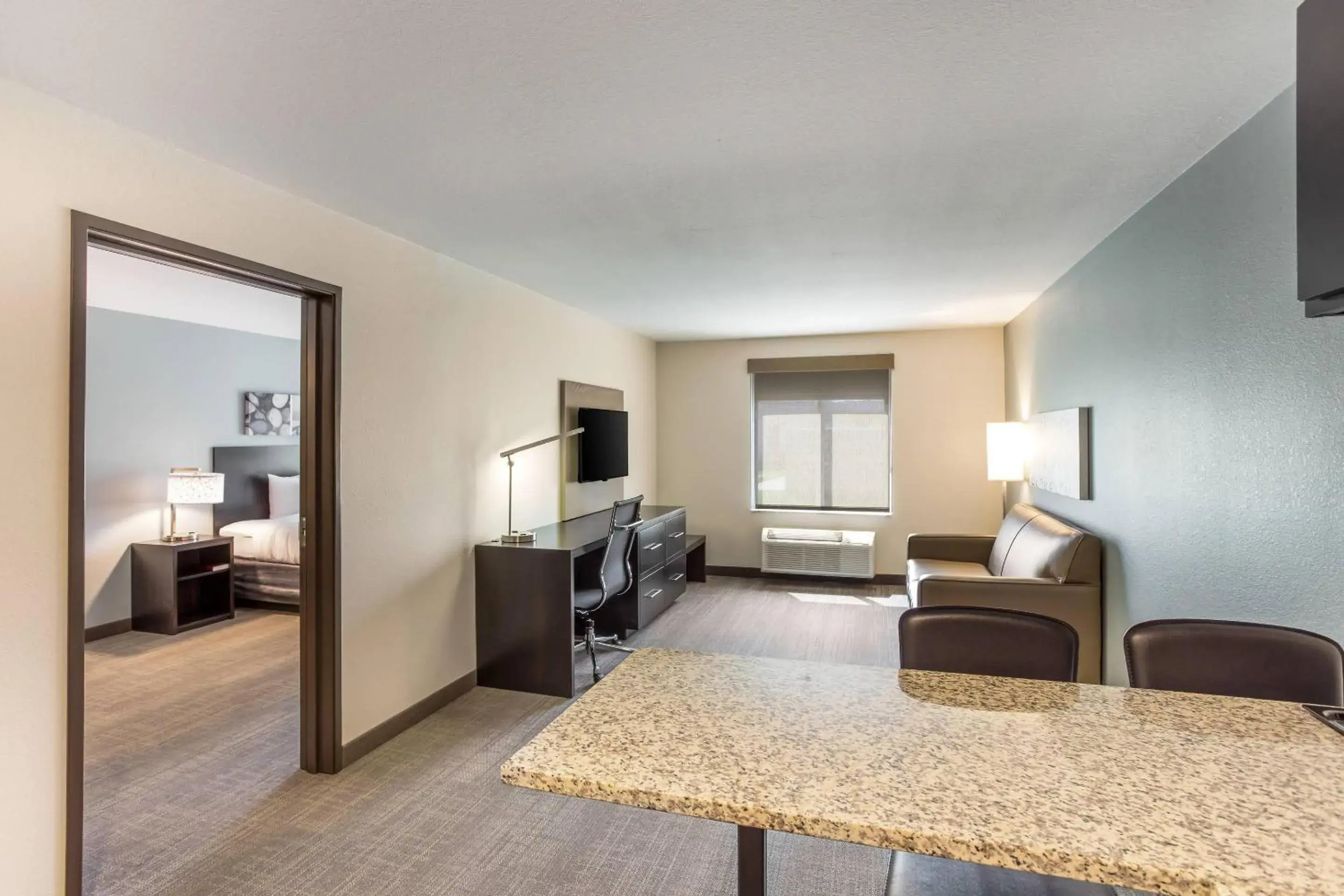 Bedroom, Bed in MainStay Suites Logan Ohio-Hocking Hills Bedroom, Bed in MainStay Suites Logan Ohio-Hocking Hills