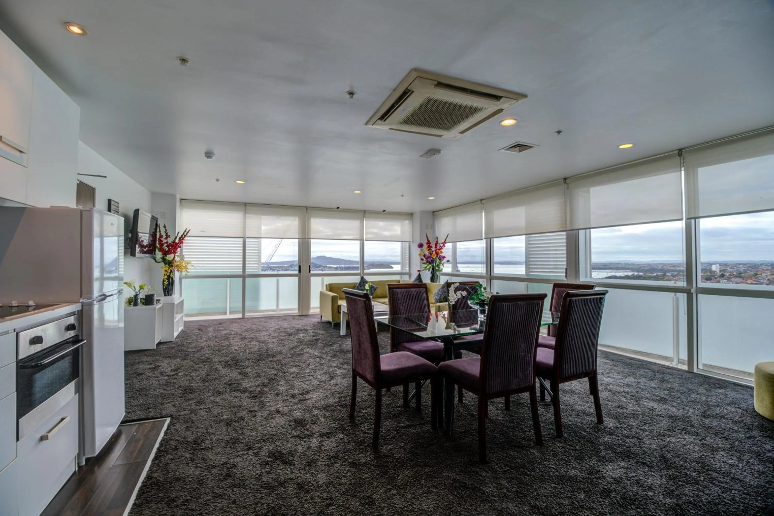 Dining area in The Quadrant Hotel & Suites