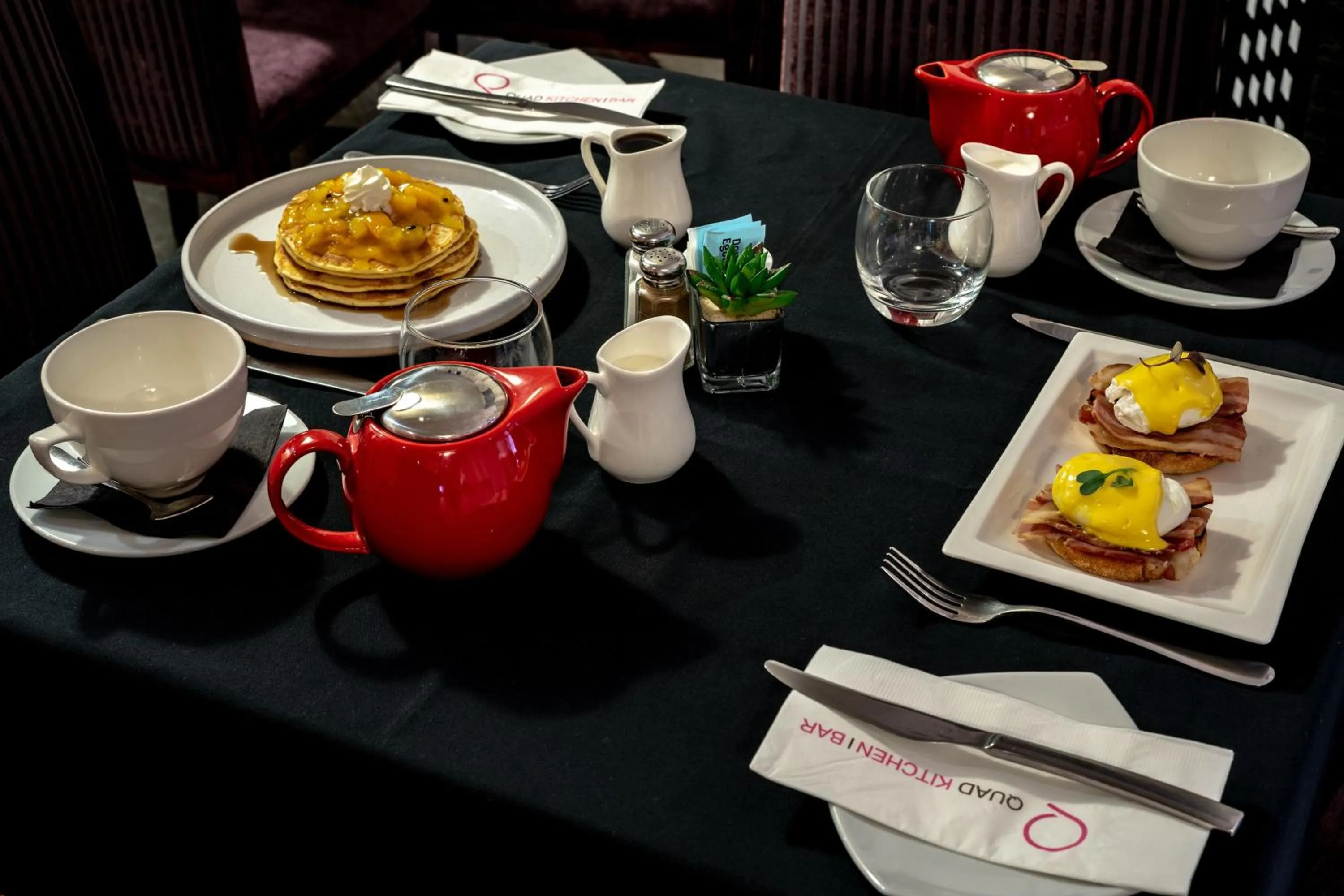 Food and drinks in The Quadrant Hotel & Suites