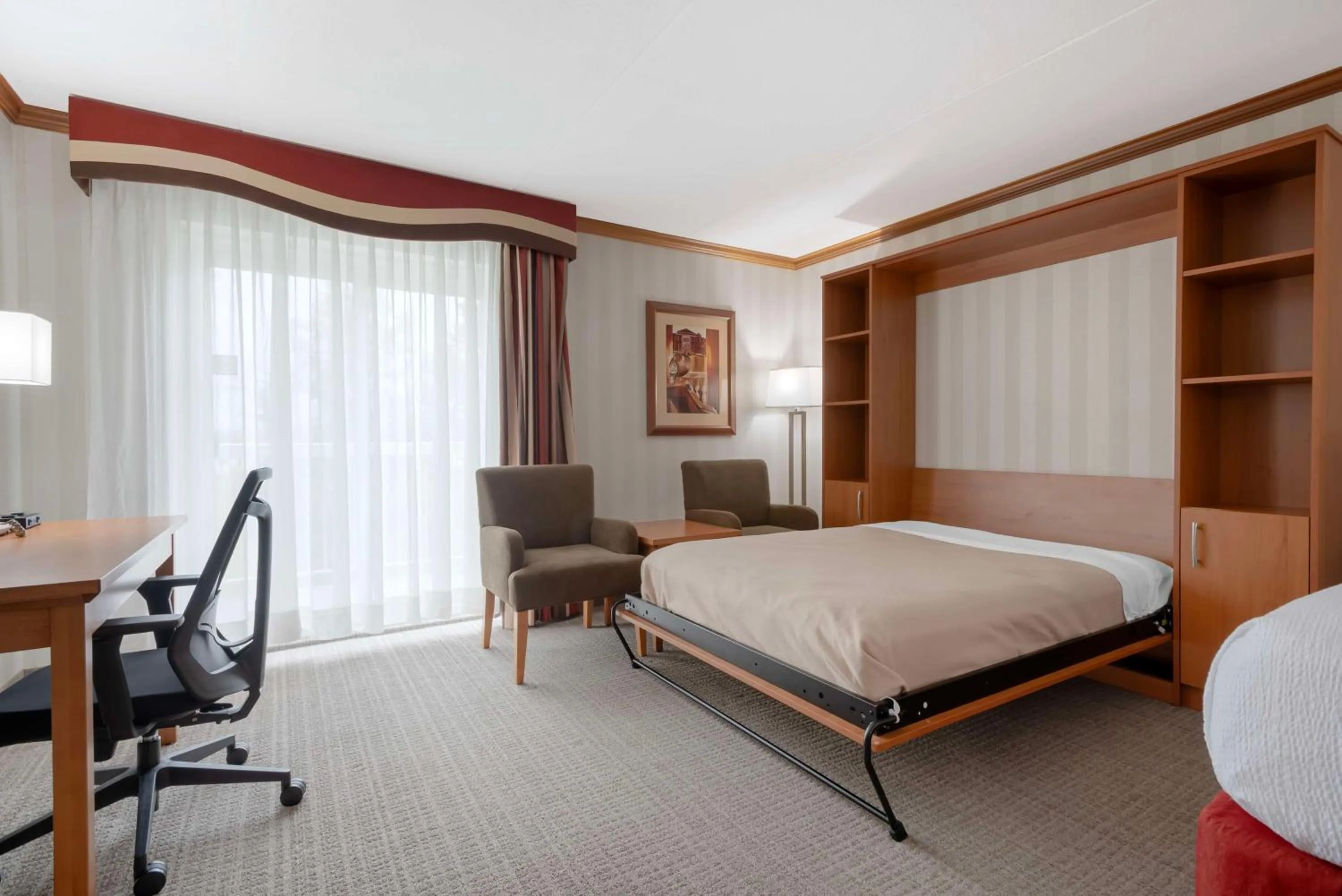 Bedroom, Bed in Best Western PLUS Port O'Call Hotel