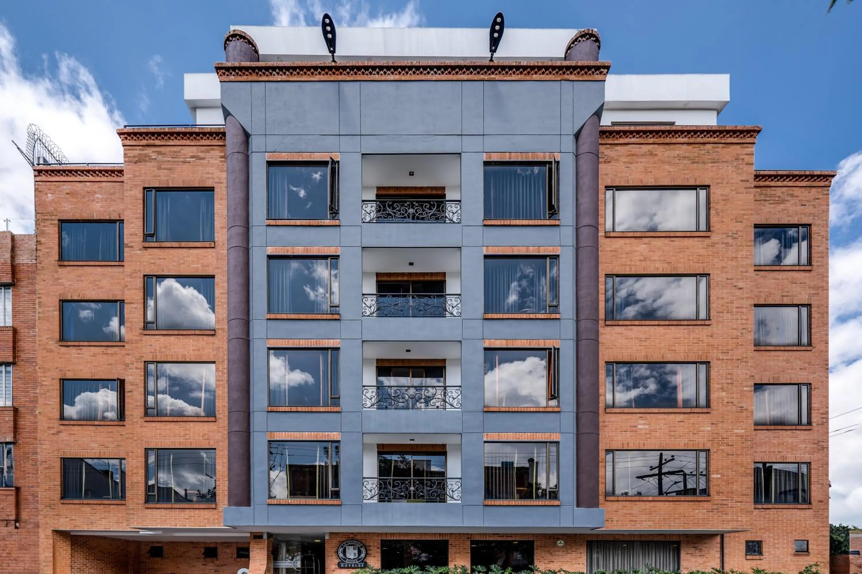 Property building in Hotel Egina Bogotá