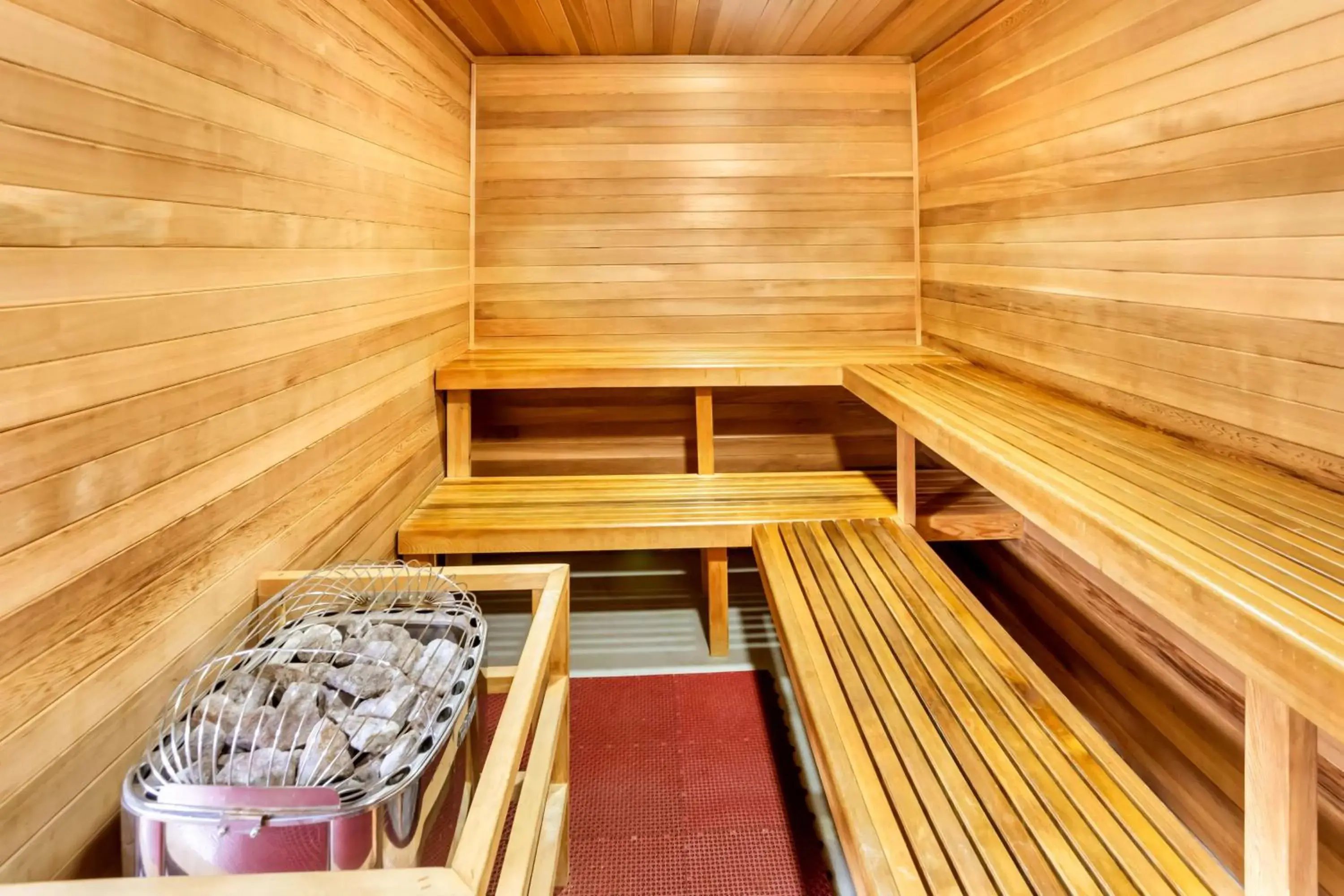 Spa and wellness centre/facilities in Best Western Thompson Spa and wellness centre/facilities in Best Western Thompson