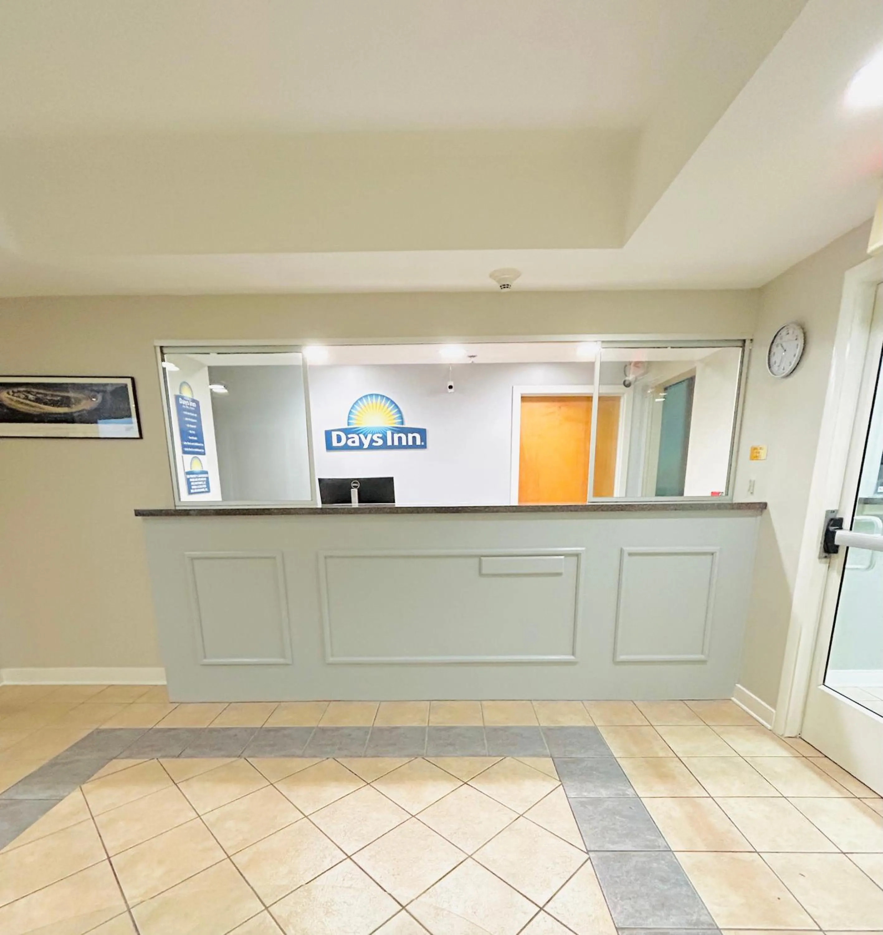 Lobby or reception in Days Inn by Wyndham, Glen Allen - Richmond North