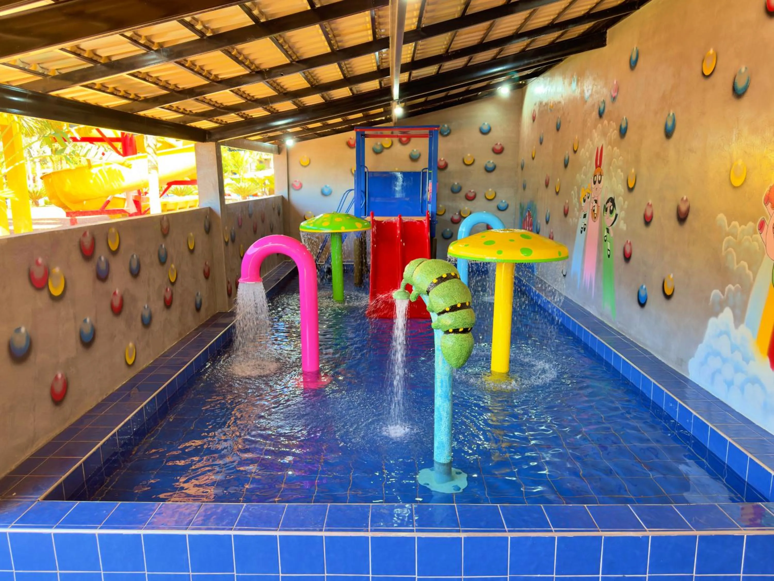 Swimming pool in Hotel Dolce Dulce