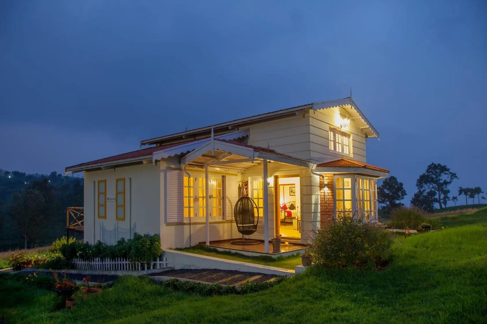 Facade/entrance in The Realm