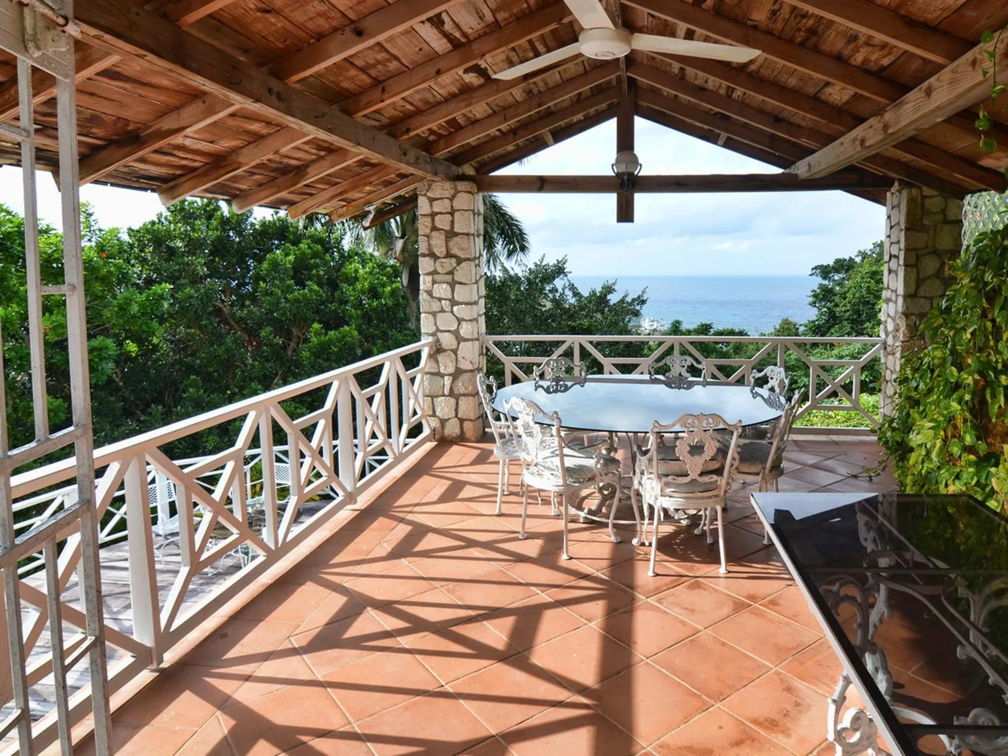 Balcony/Terrace in The Fan Villa