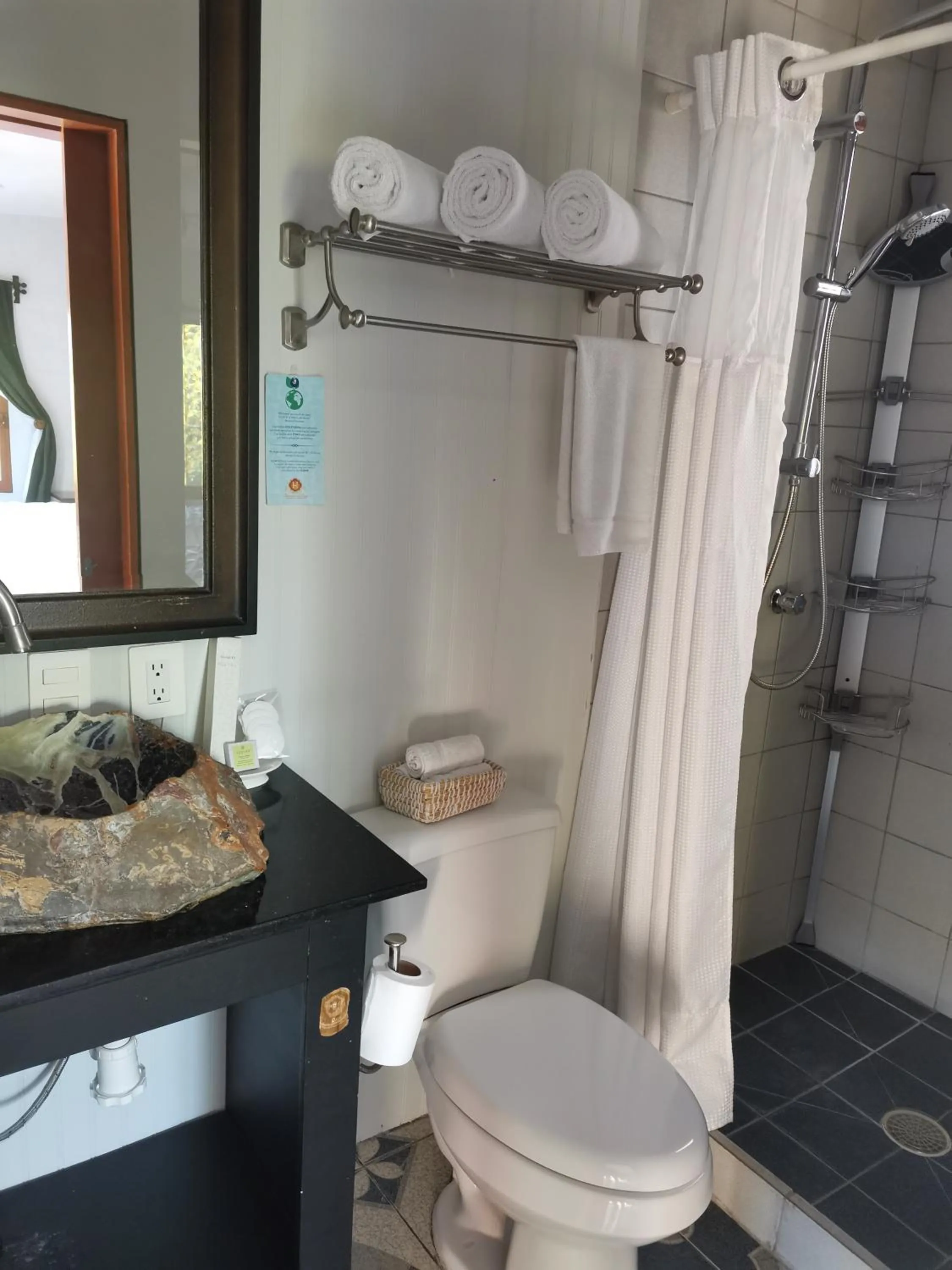 Bathroom in Hacienda del Lago Boutique Hotel