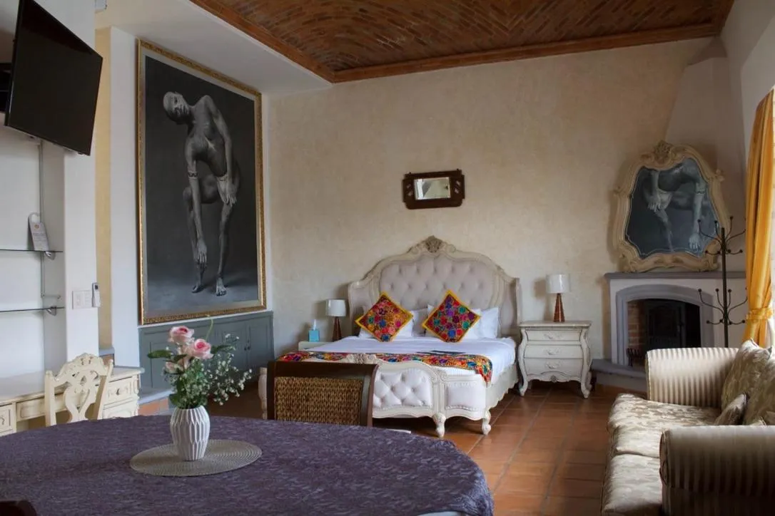 Bed in Hacienda del Lago Boutique Hotel