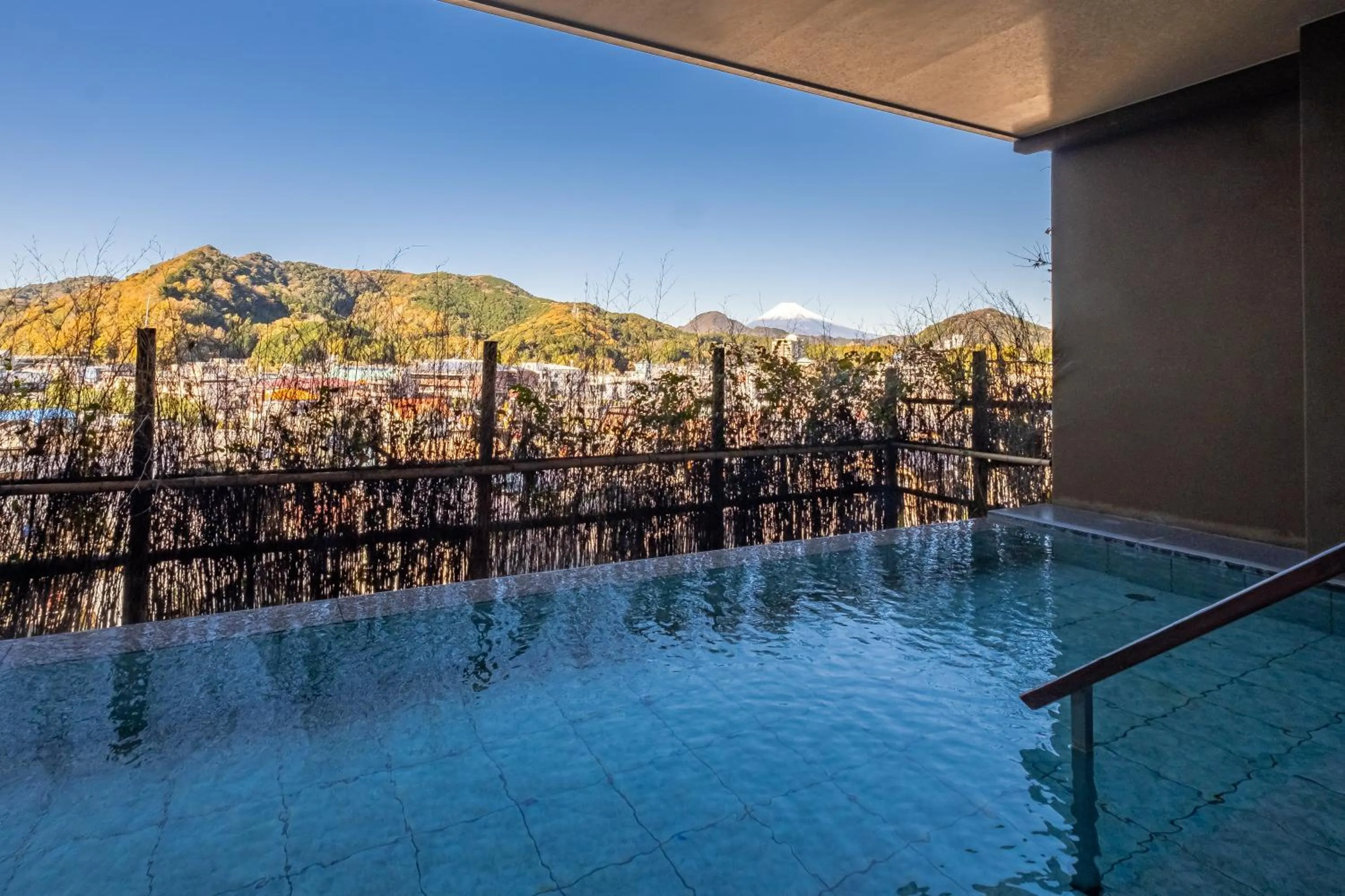 Open Air Bath in Kameya Ean