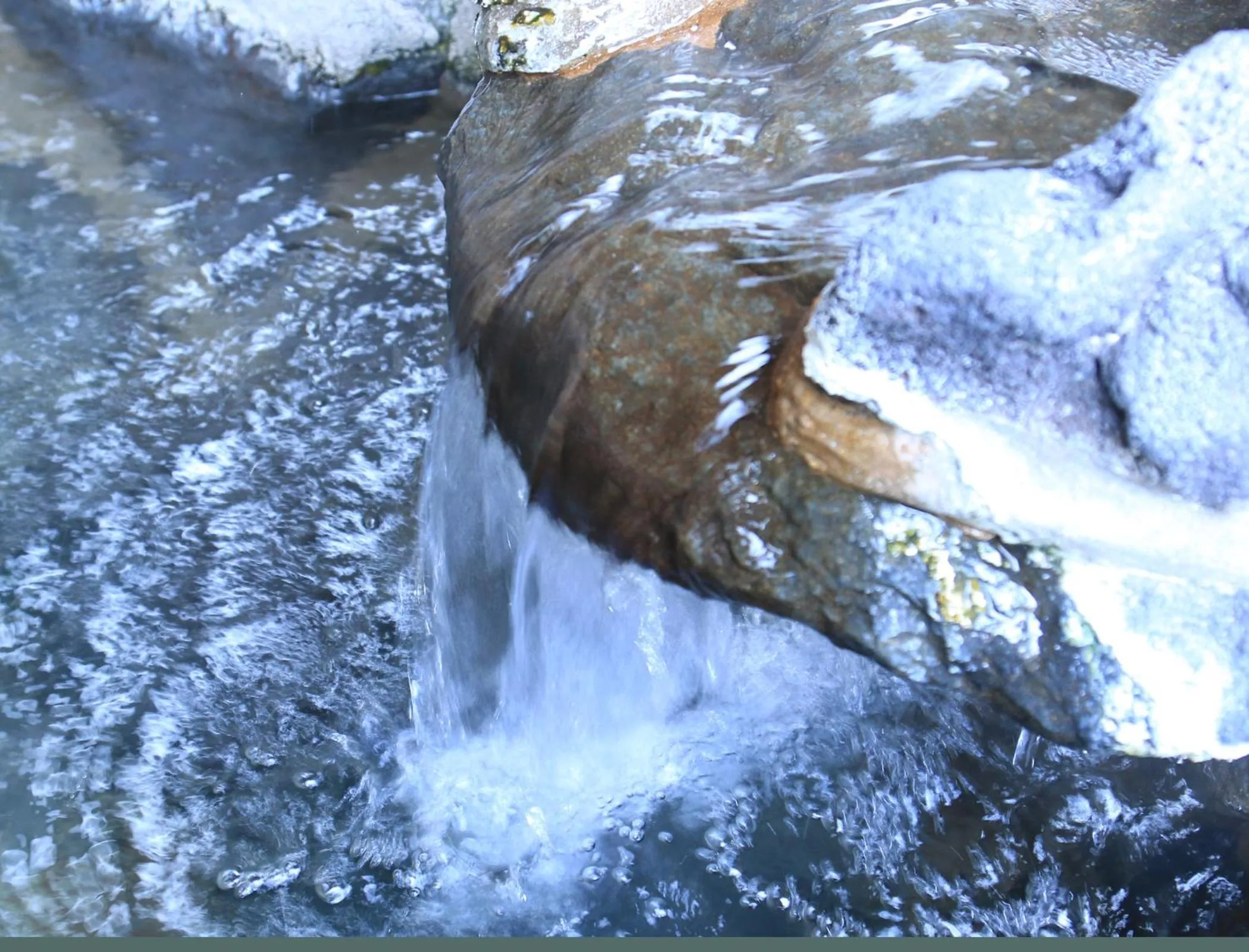 Hot Spring Bath in Kameya Ean
