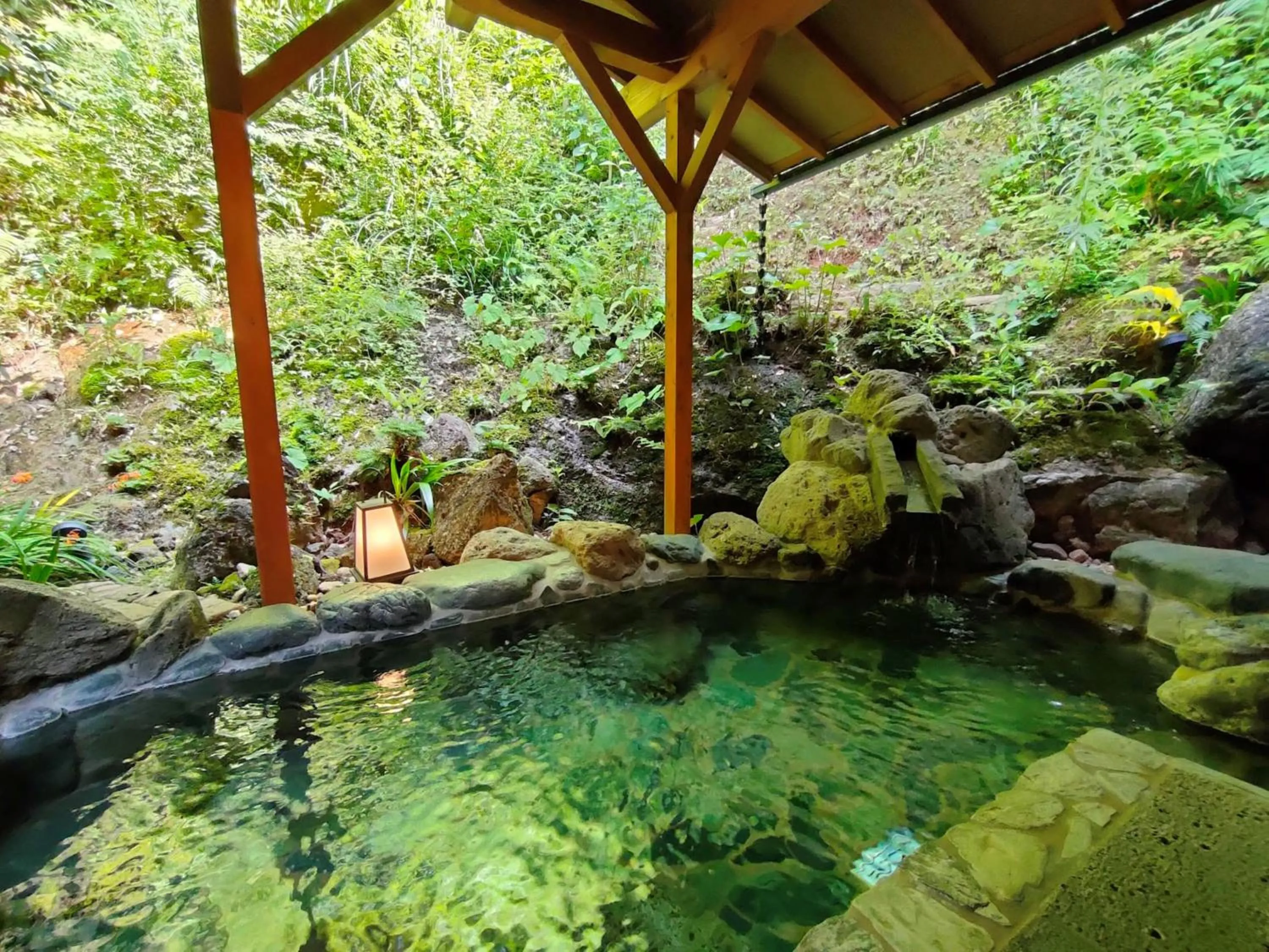 Open Air Bath in Kameya Ean