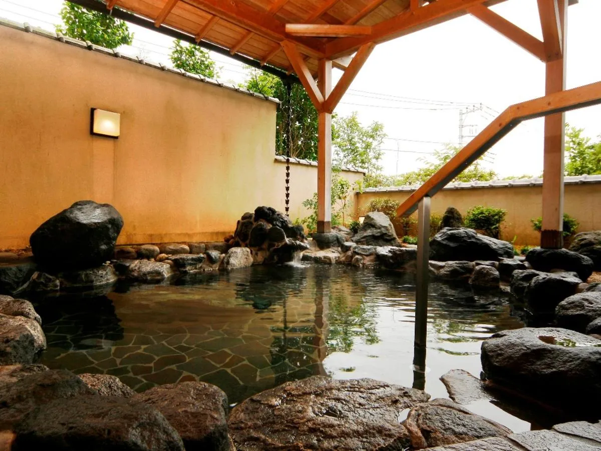 Hot Spring Bath in Kameya Ean