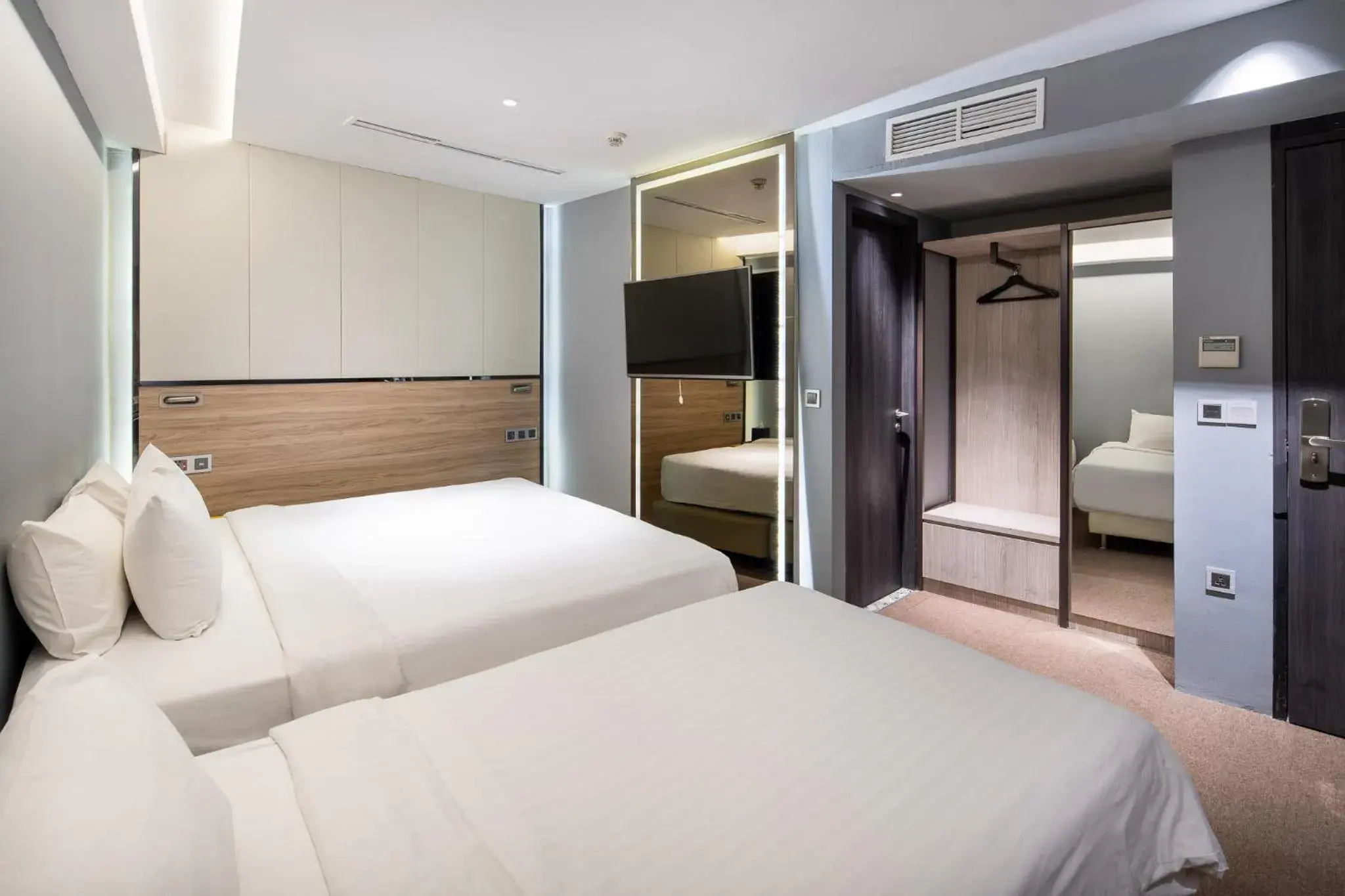 Bedroom, Bed in The Quay Hotel Bedroom, Bed in The Quay Hotel