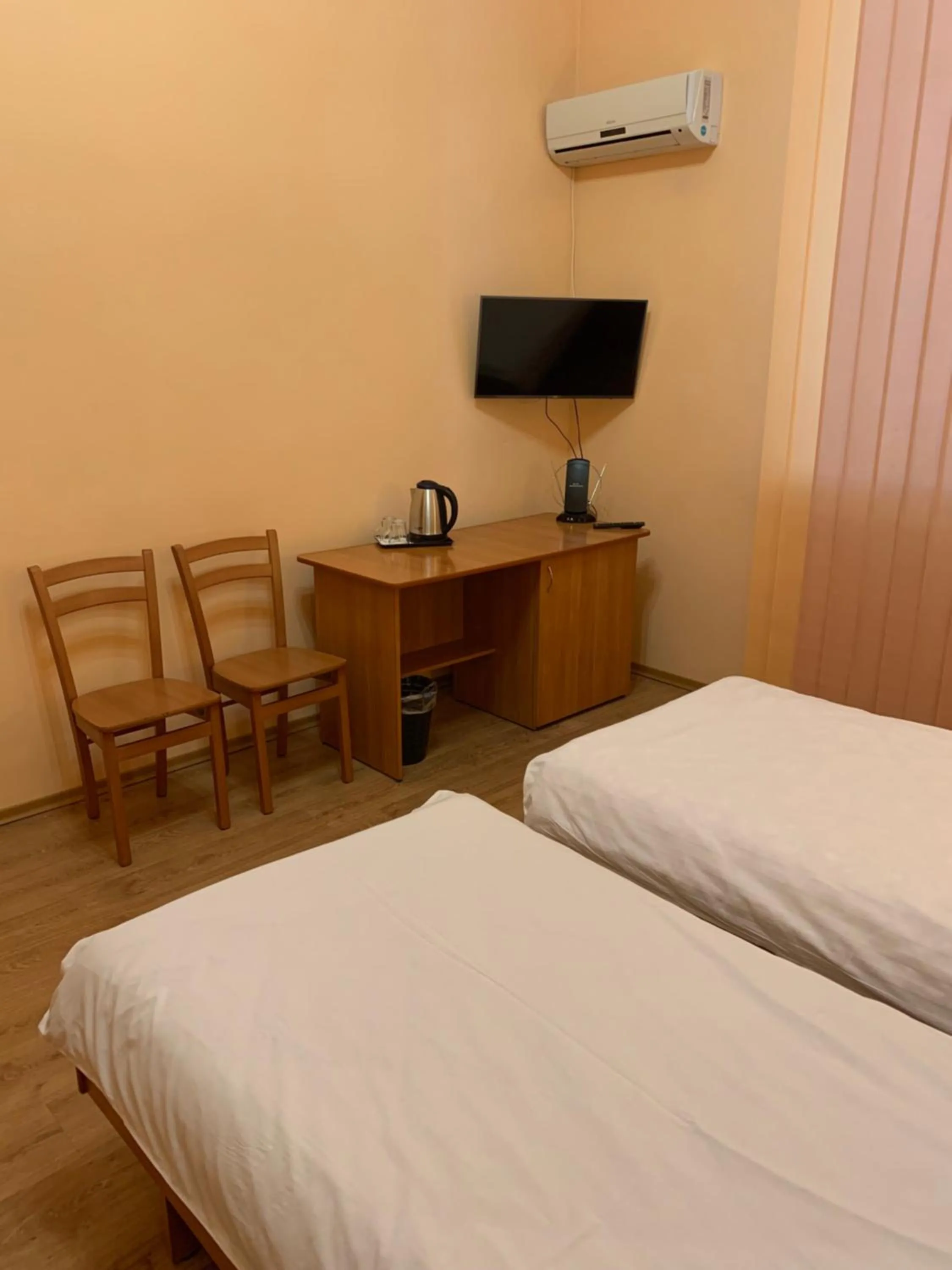 Photo of the whole room, Bed in Inn on Zhytomyrska