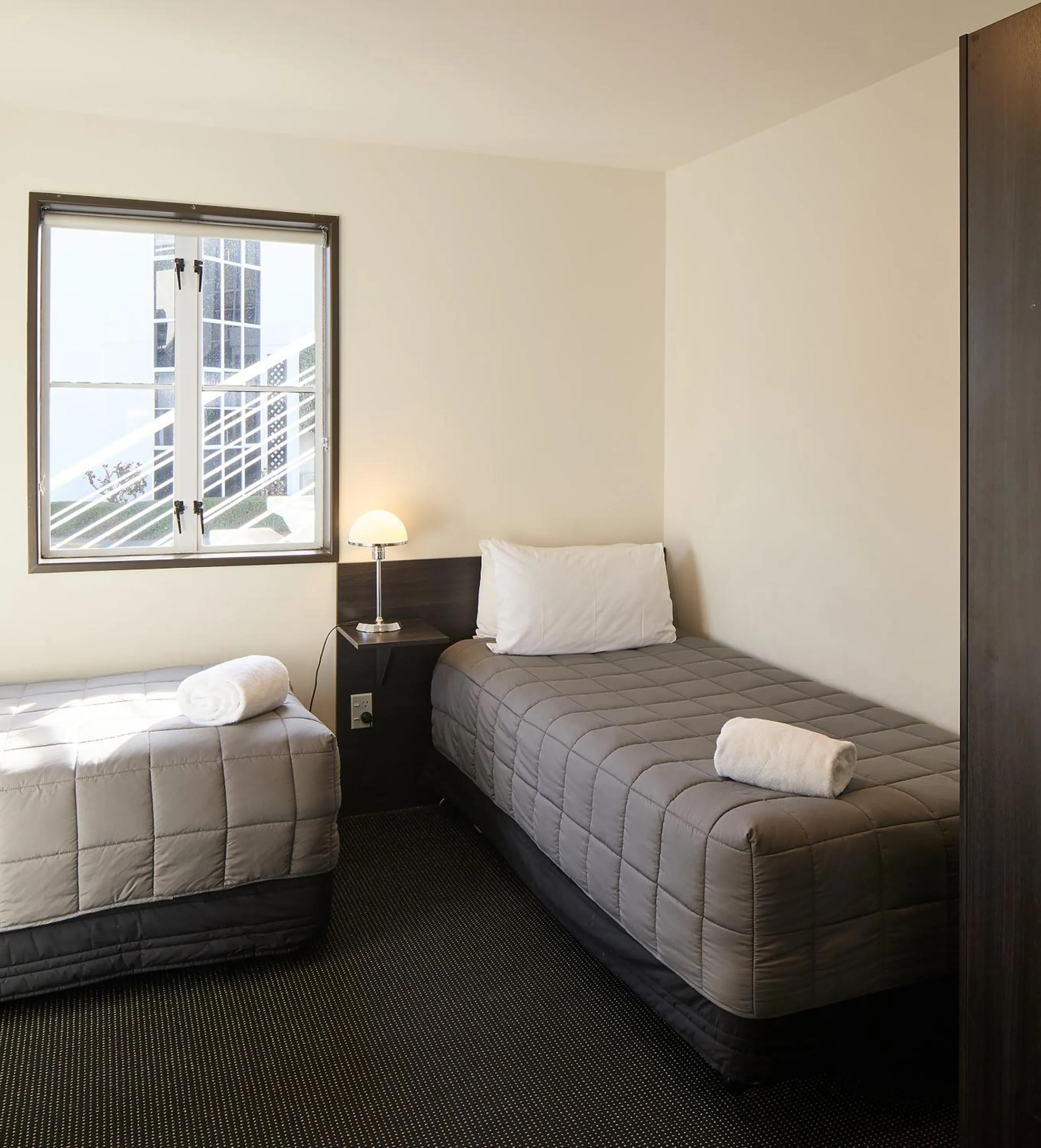 Bedroom, Bed in Pavilions Hotel