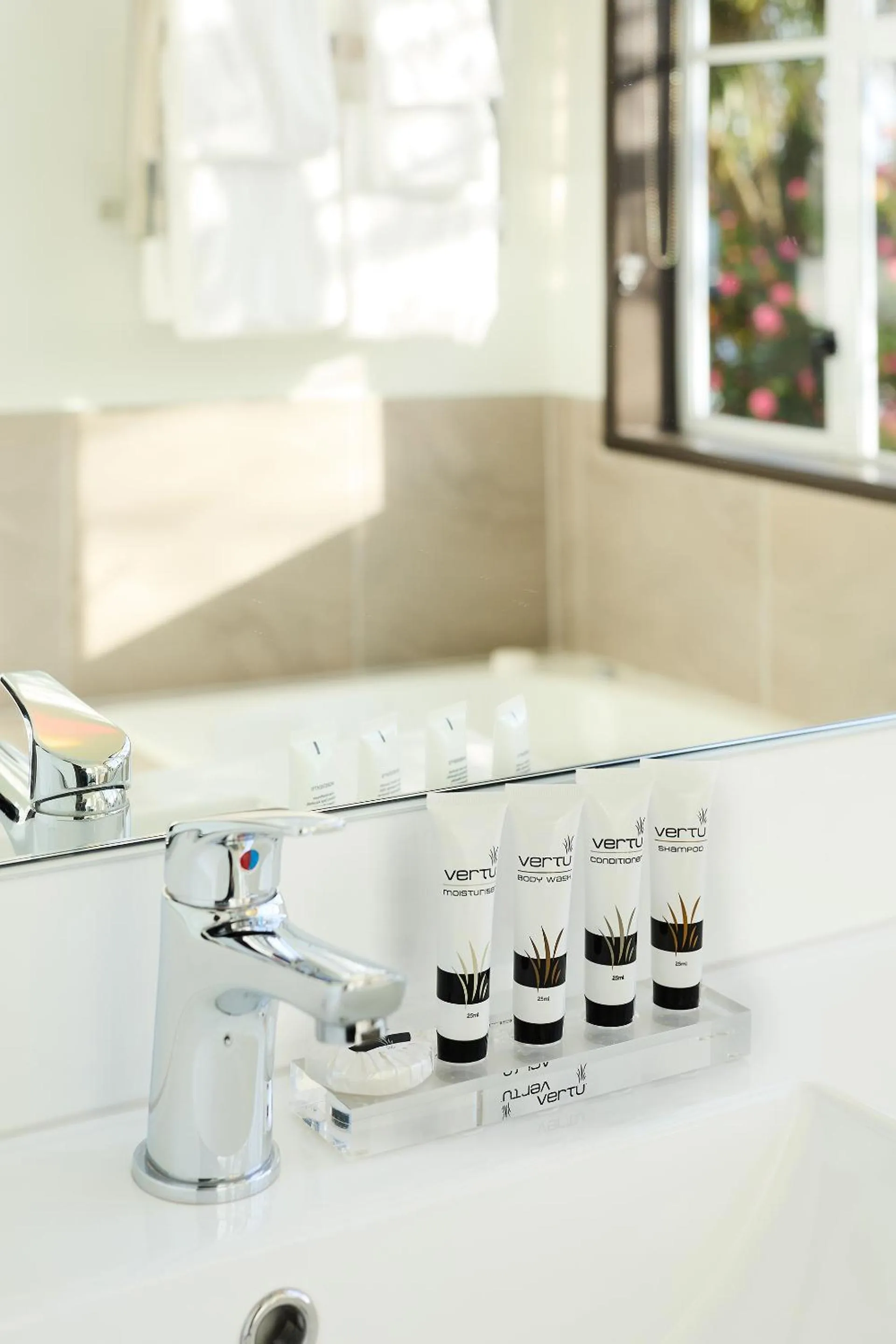 Bathroom in Pavilions Hotel