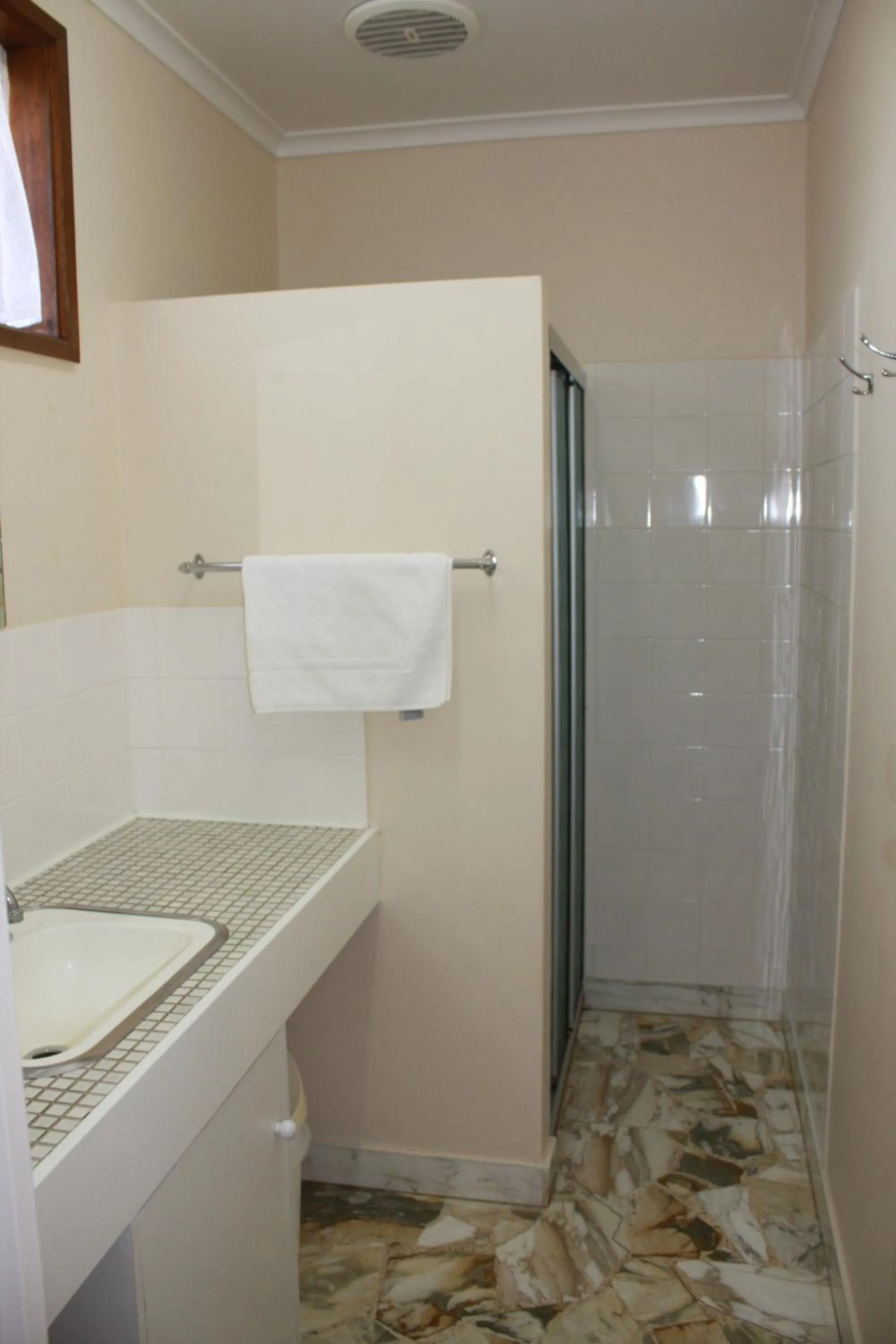 Shower in Opal Motel