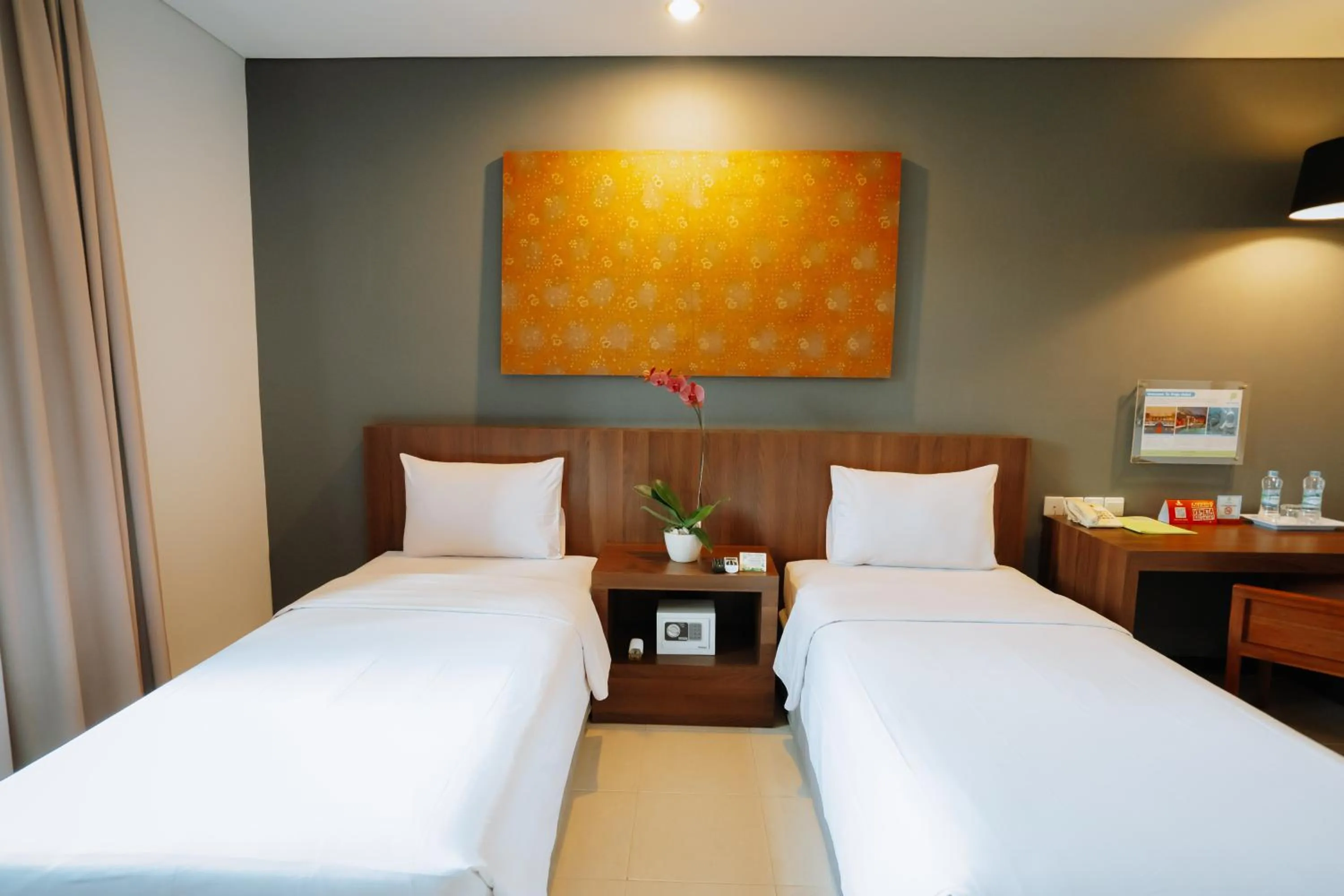 Bedroom, Bed in Praja Hotel