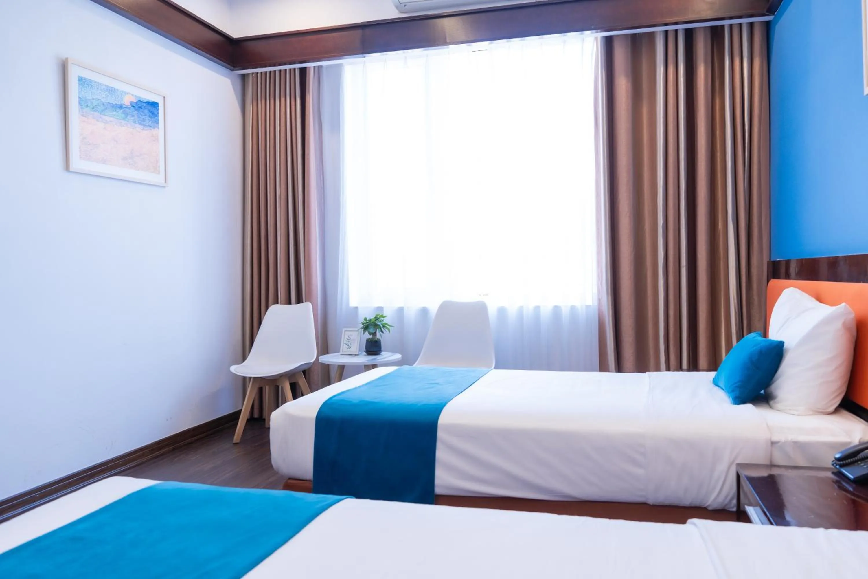 Bed in Mango Hotel - Ha Noi Railway station