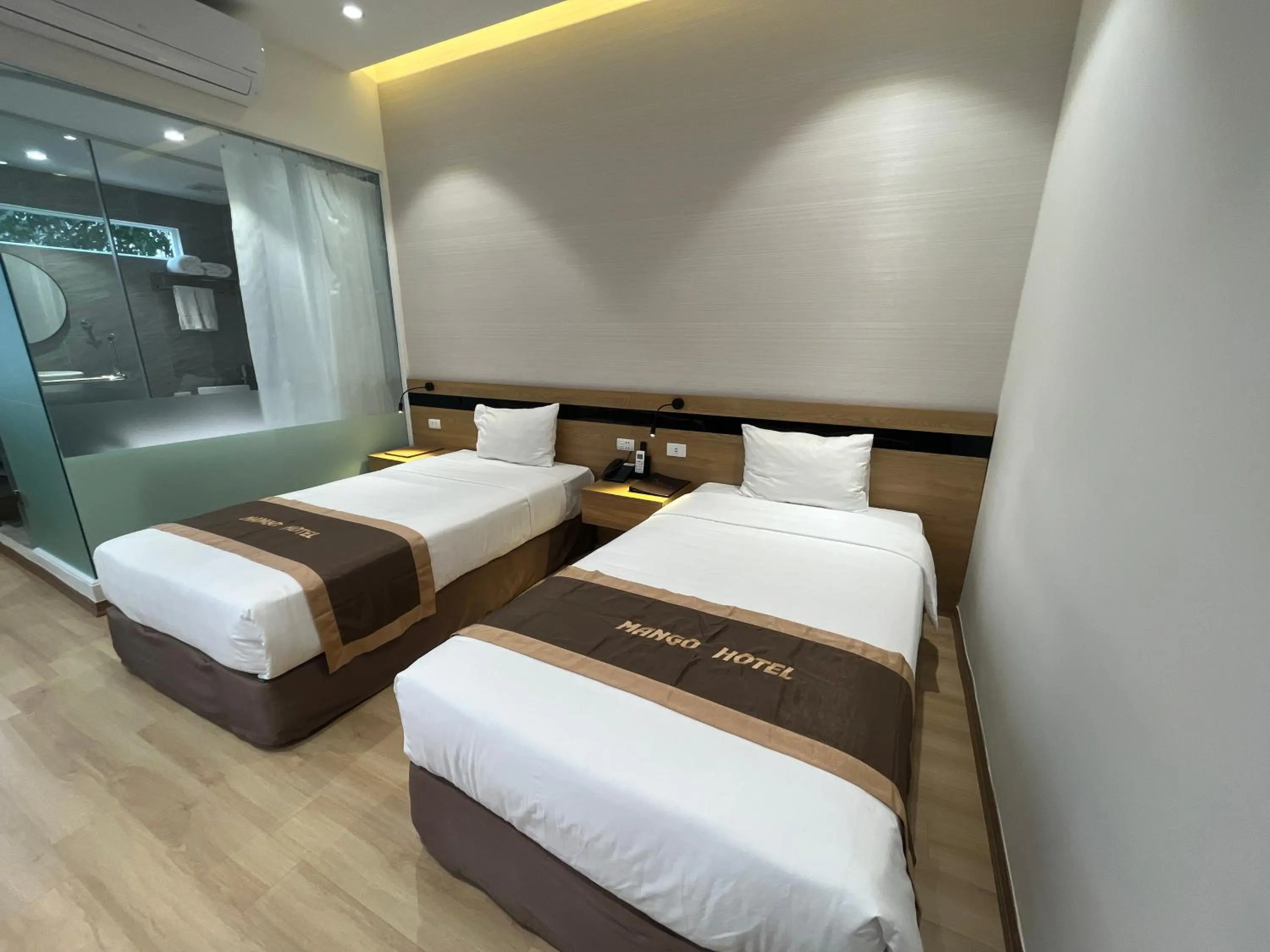 Bed in Mango Hotel - Ha Noi Railway station