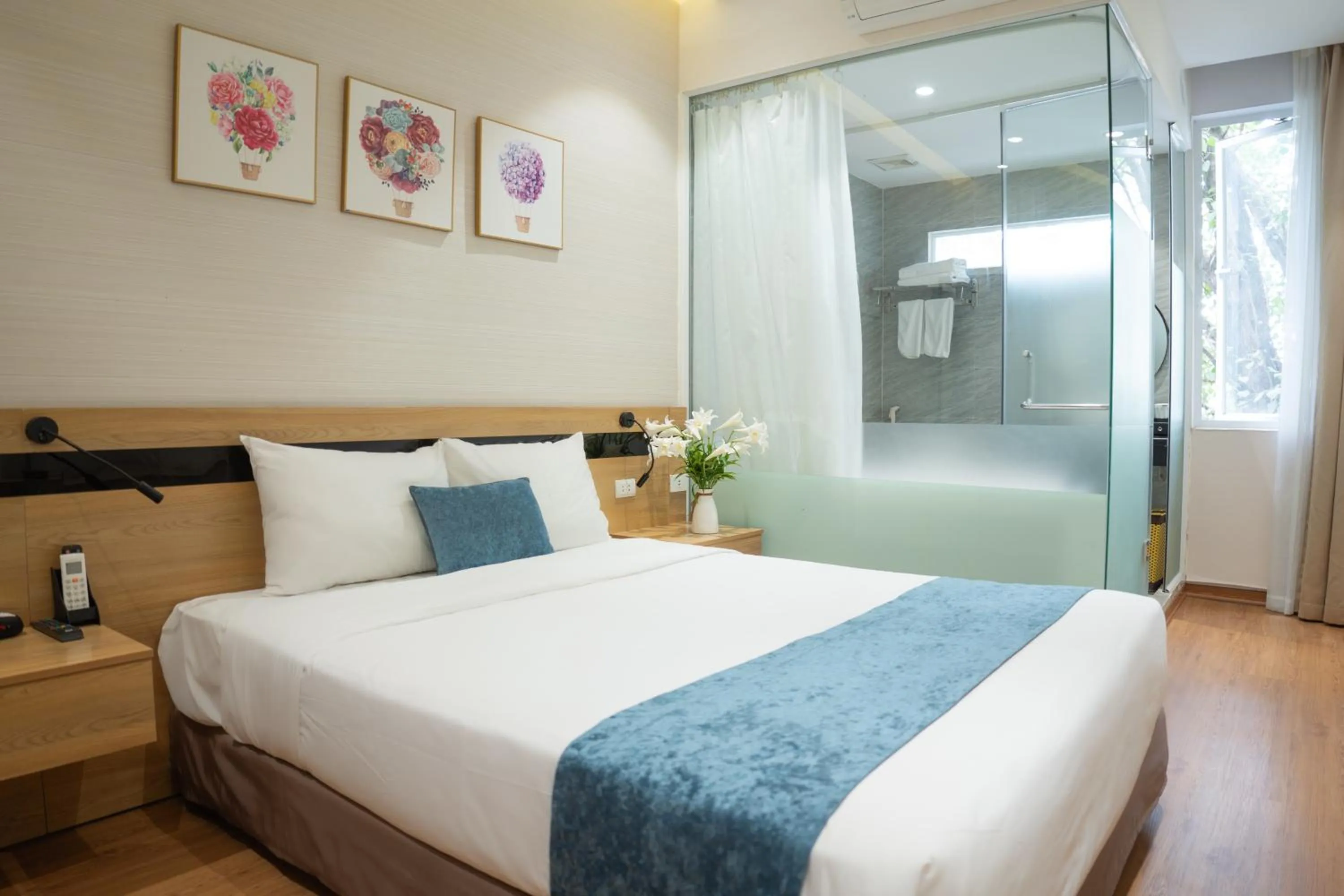 Bed in Mango Hotel - Ha Noi Railway station