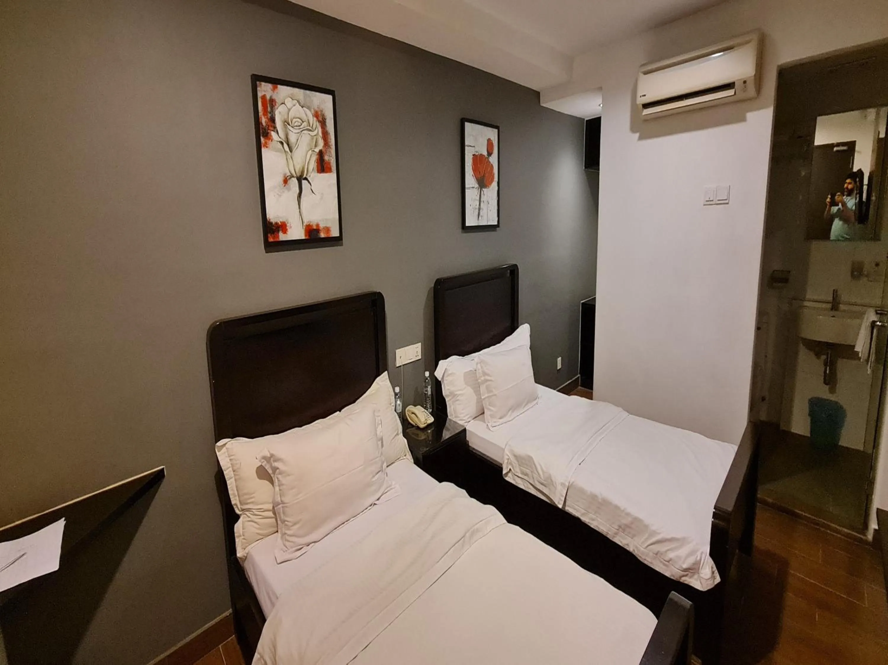 Bedroom, Bed in Hotel O Crossroads Hotel