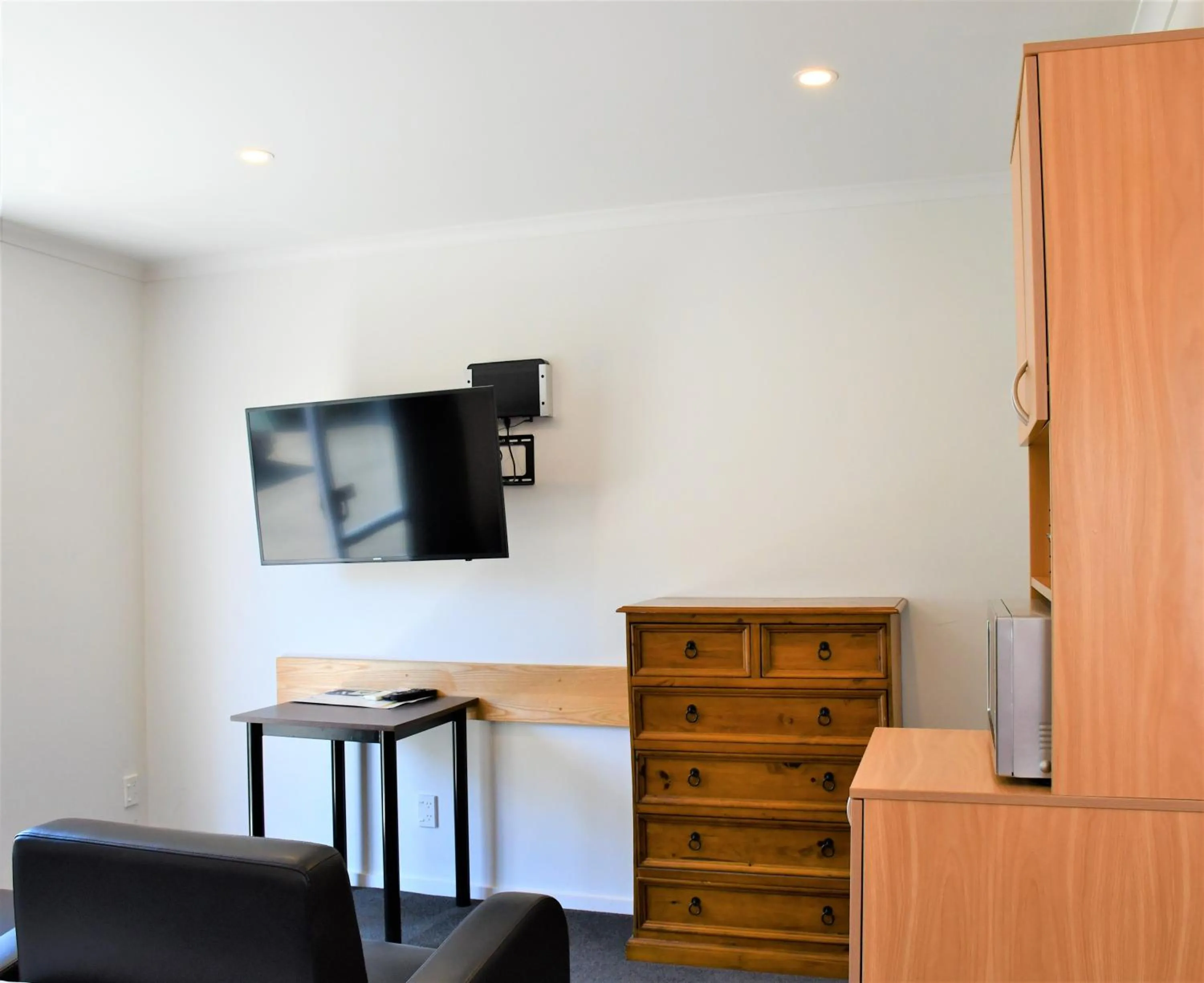 Comfort Inn Westshore Beach