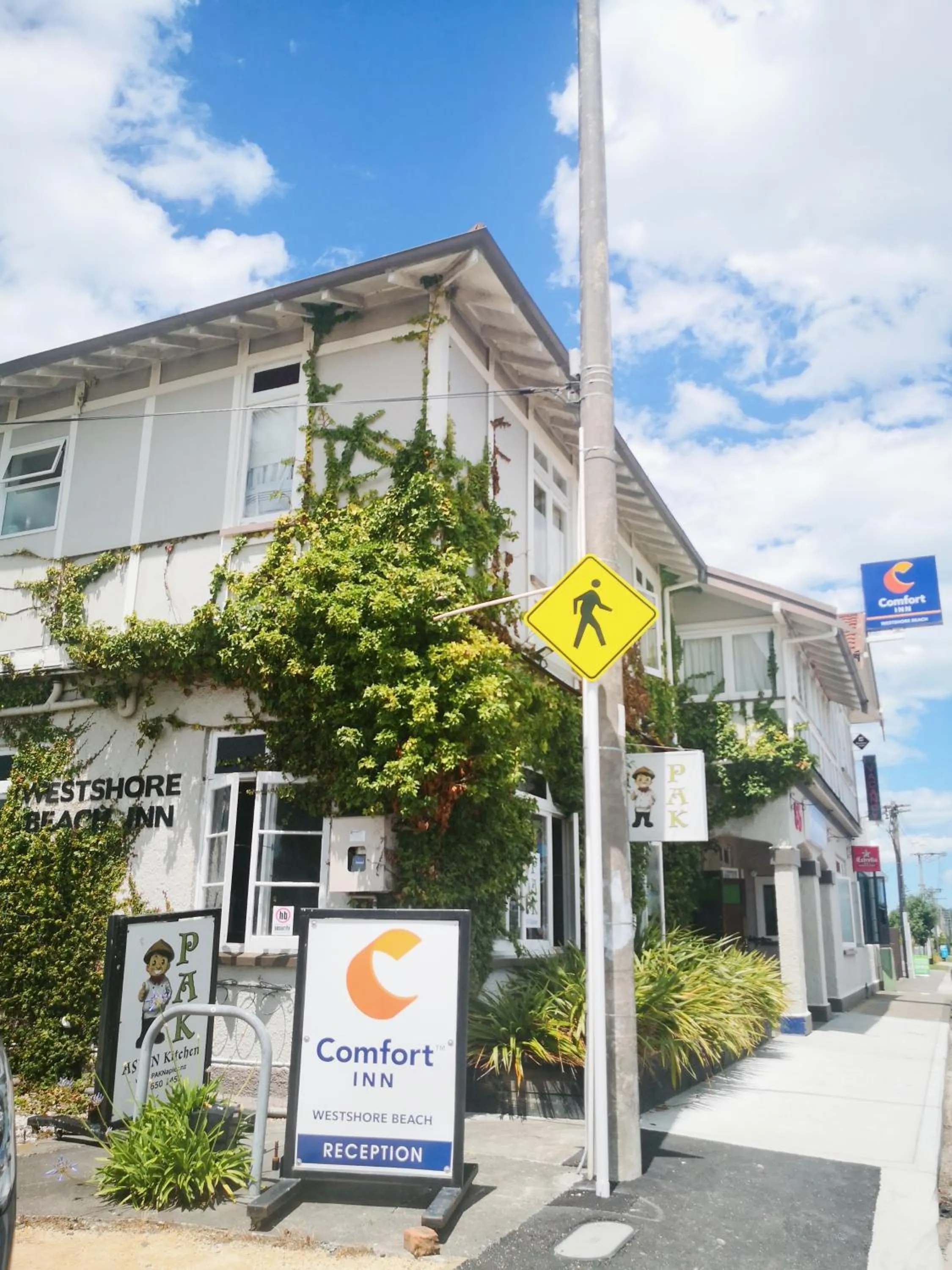 Comfort Inn Westshore Beach