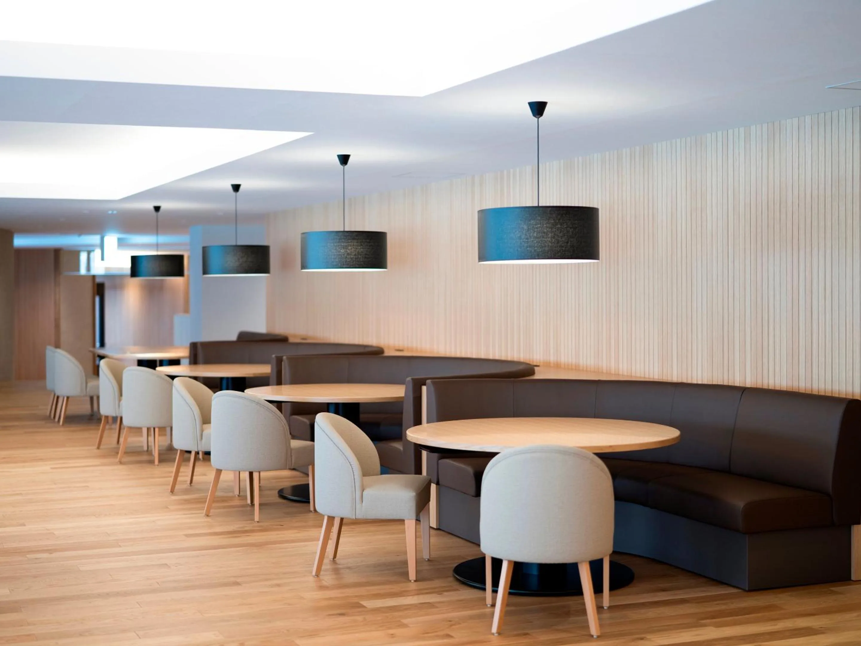 Restaurant/places to eat in Sounkaku