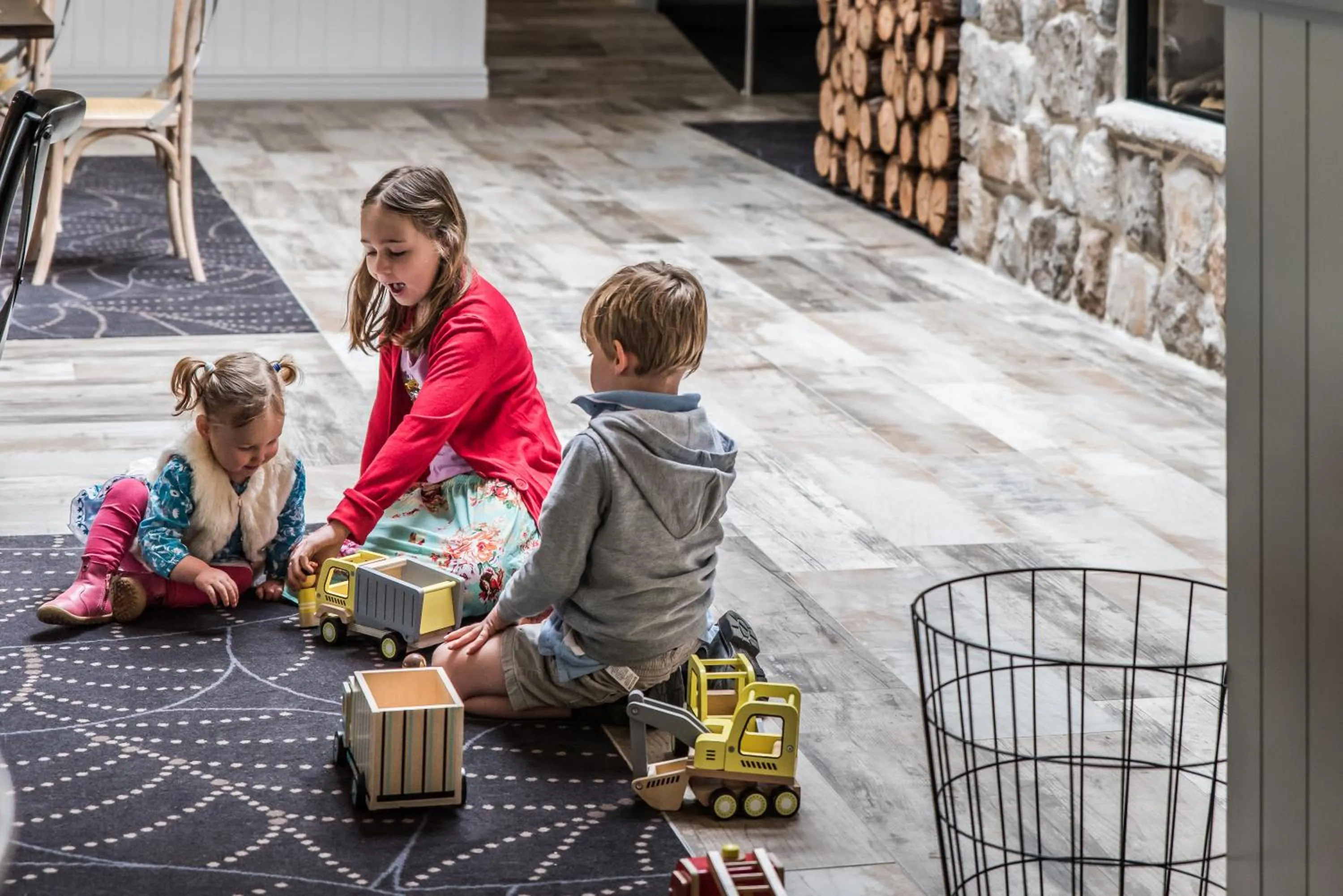 Restaurant/places to eat in The Ophir Hotel