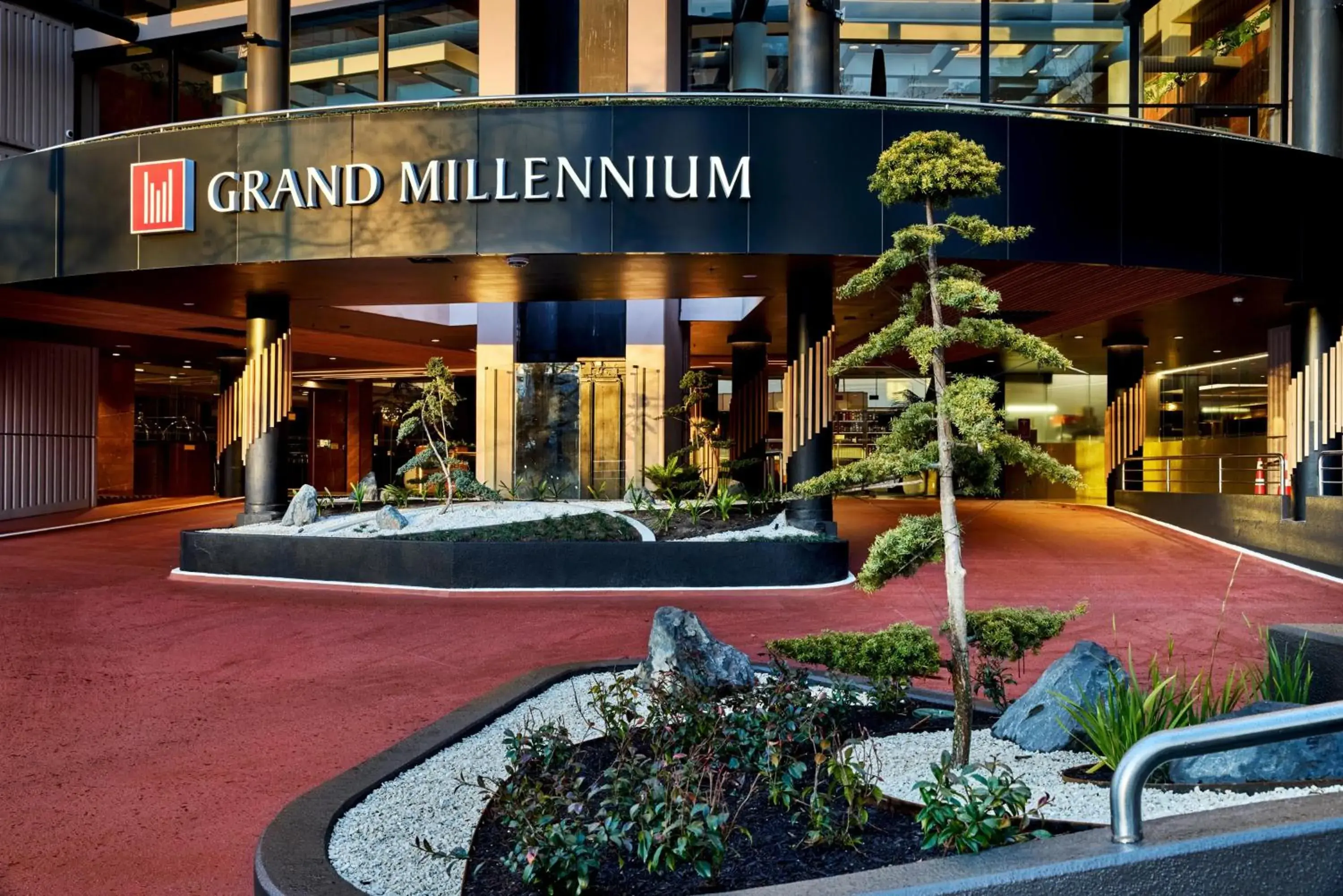 Facade/entrance in Grand Millennium Auckland Facade/entrance in Grand Millennium Auckland