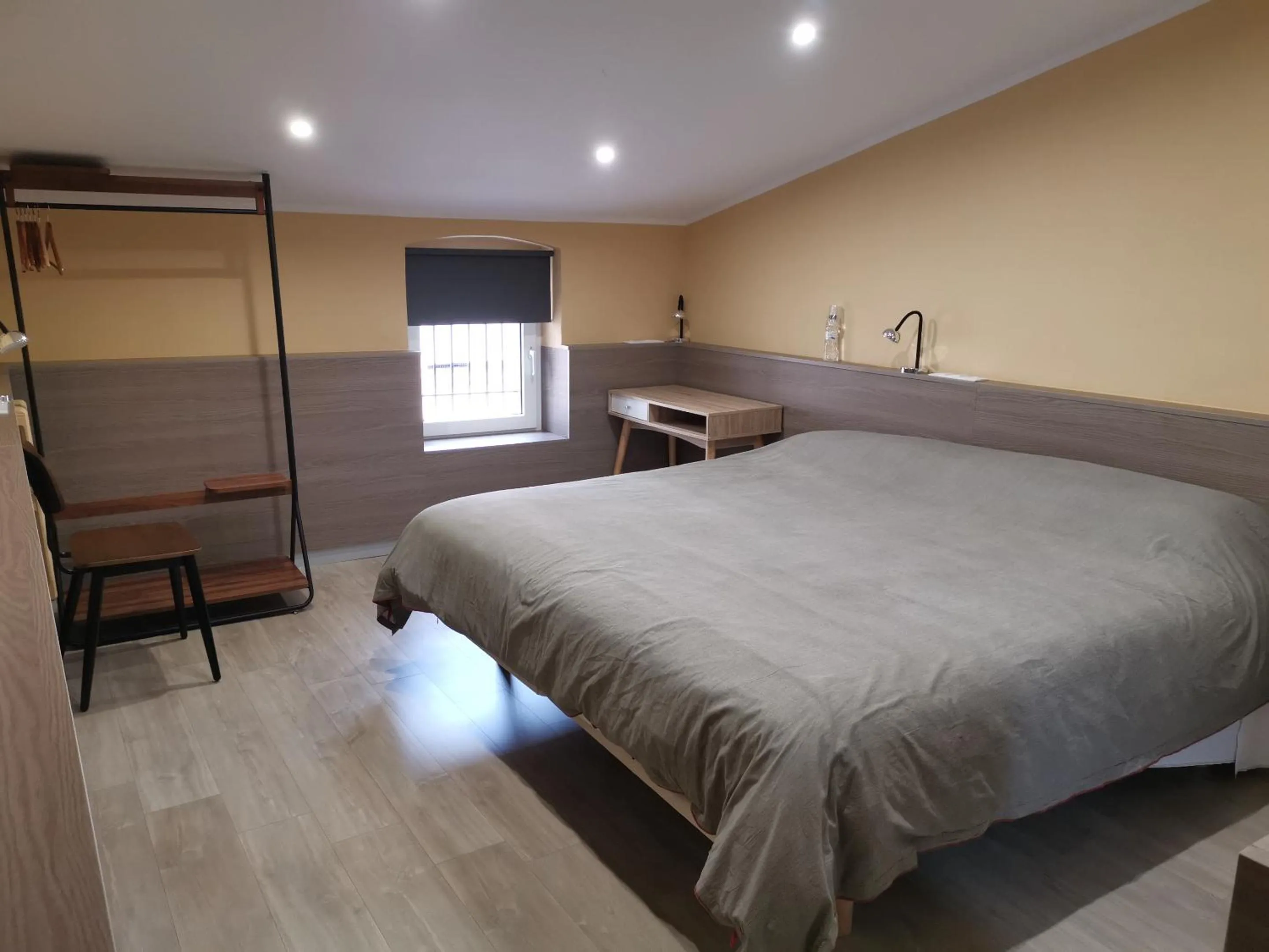 Other, Bed in Cal Duran