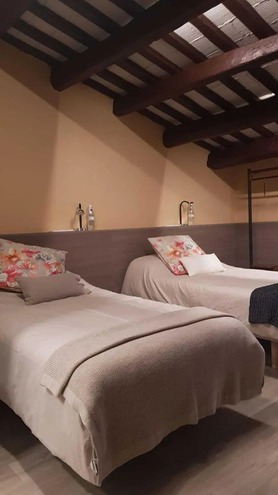 Other, Bed in Cal Duran