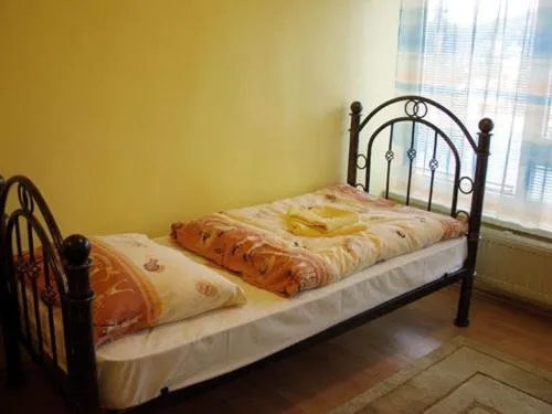 Bed in Hotel Štadión