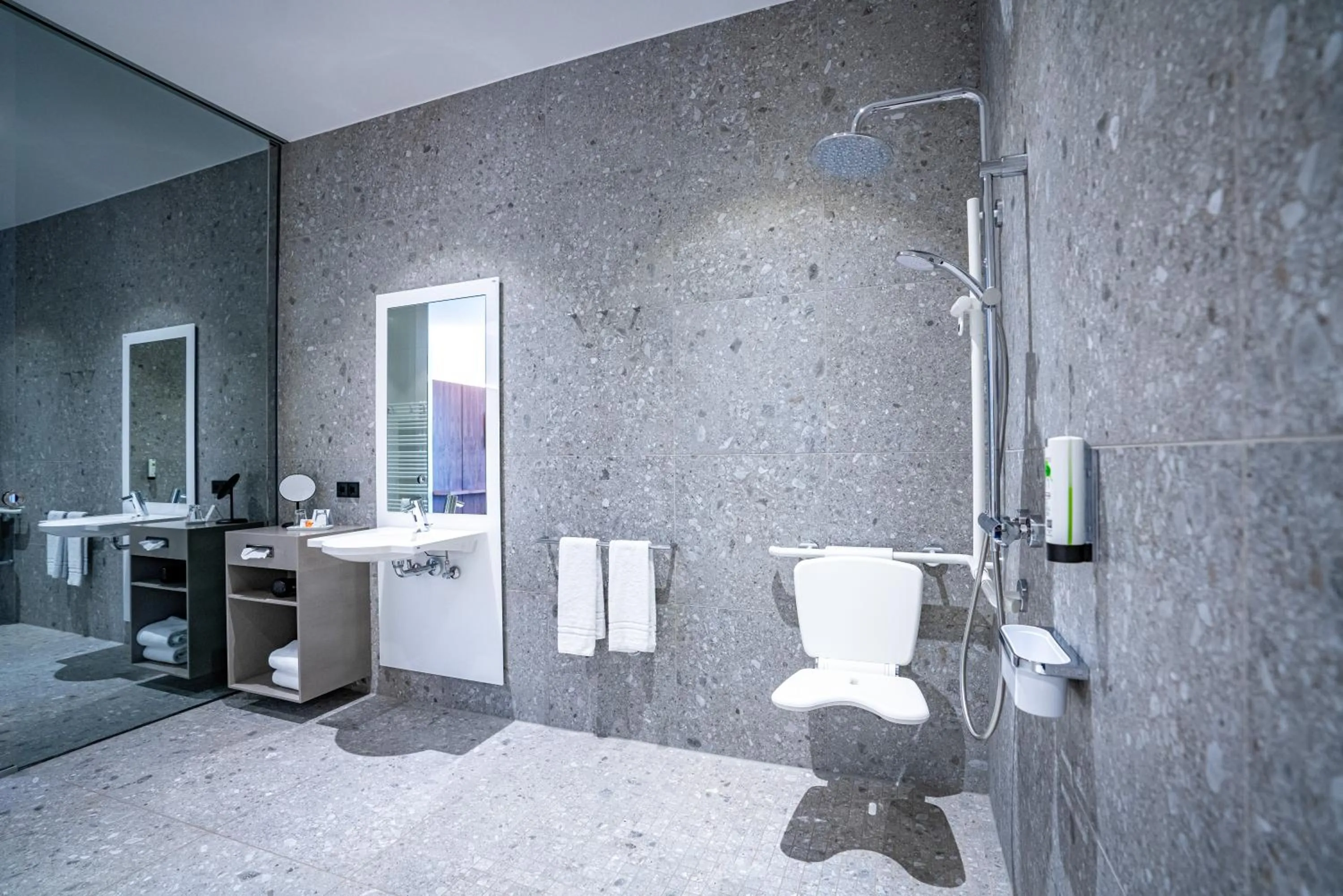 Bathroom in Hotel an der Therme Bad Sulza