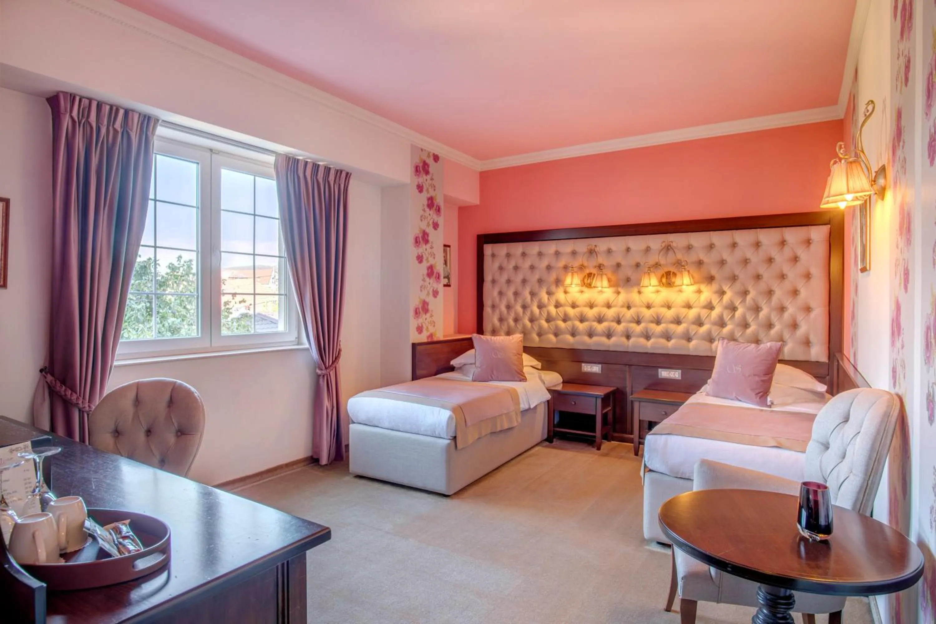 Bedroom, Bed in Simfonia Boutique Hotel