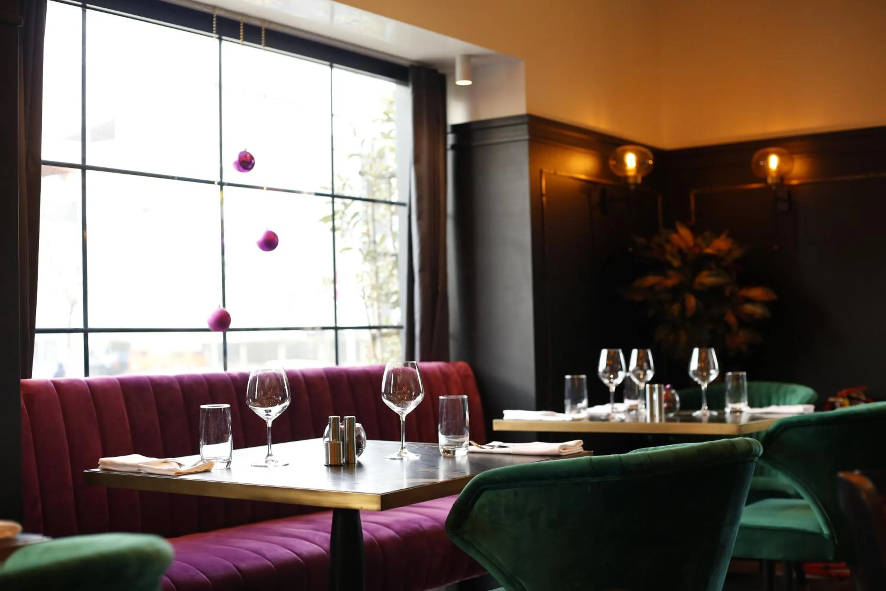 Restaurant/places to eat in Hotel Rubis