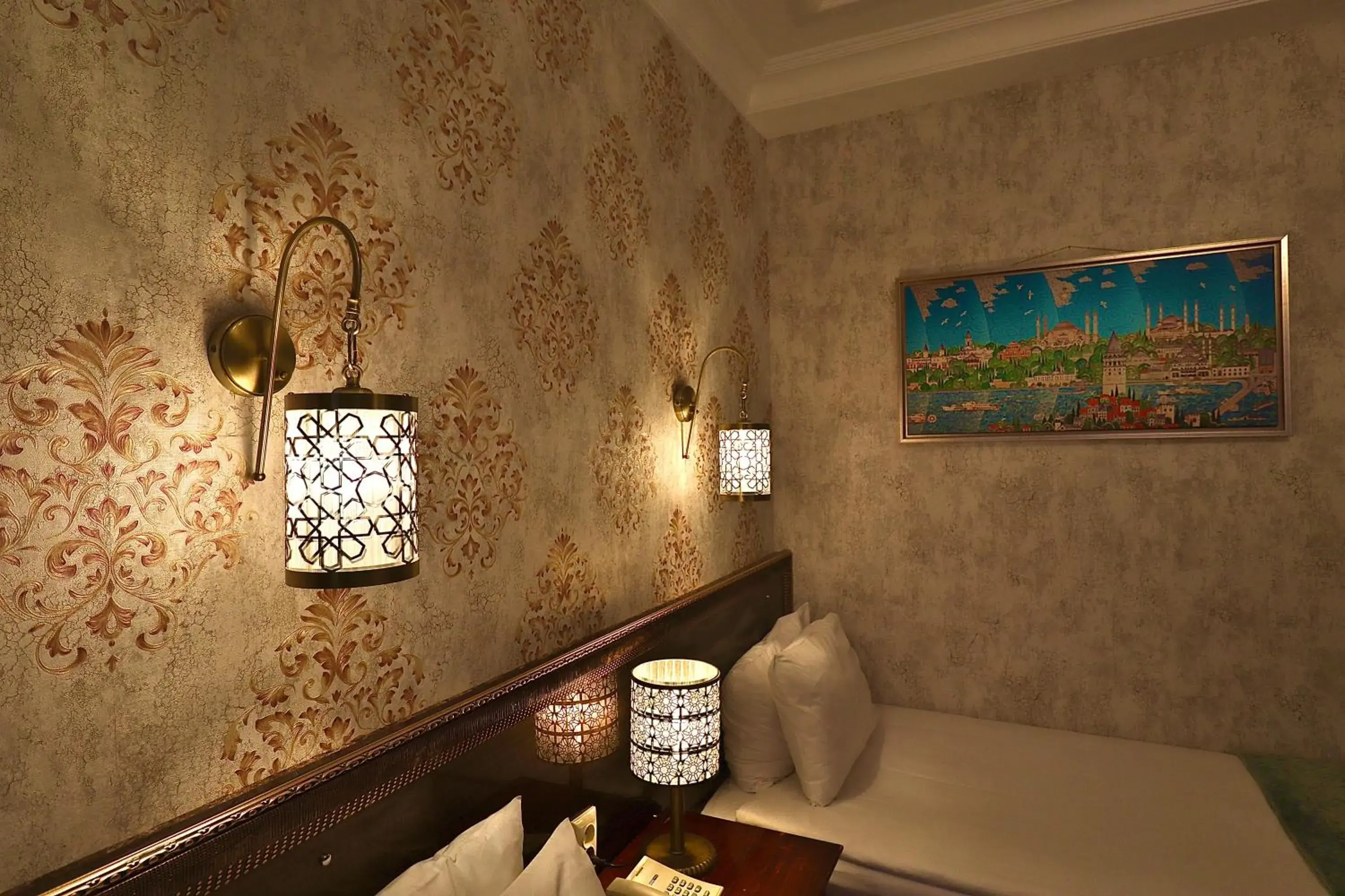 Superior Double or Twin Room in Blue House Hotel Old City - Sultanahmet Superior Double or Twin Room in Blue House Hotel Old City - Sultanahmet