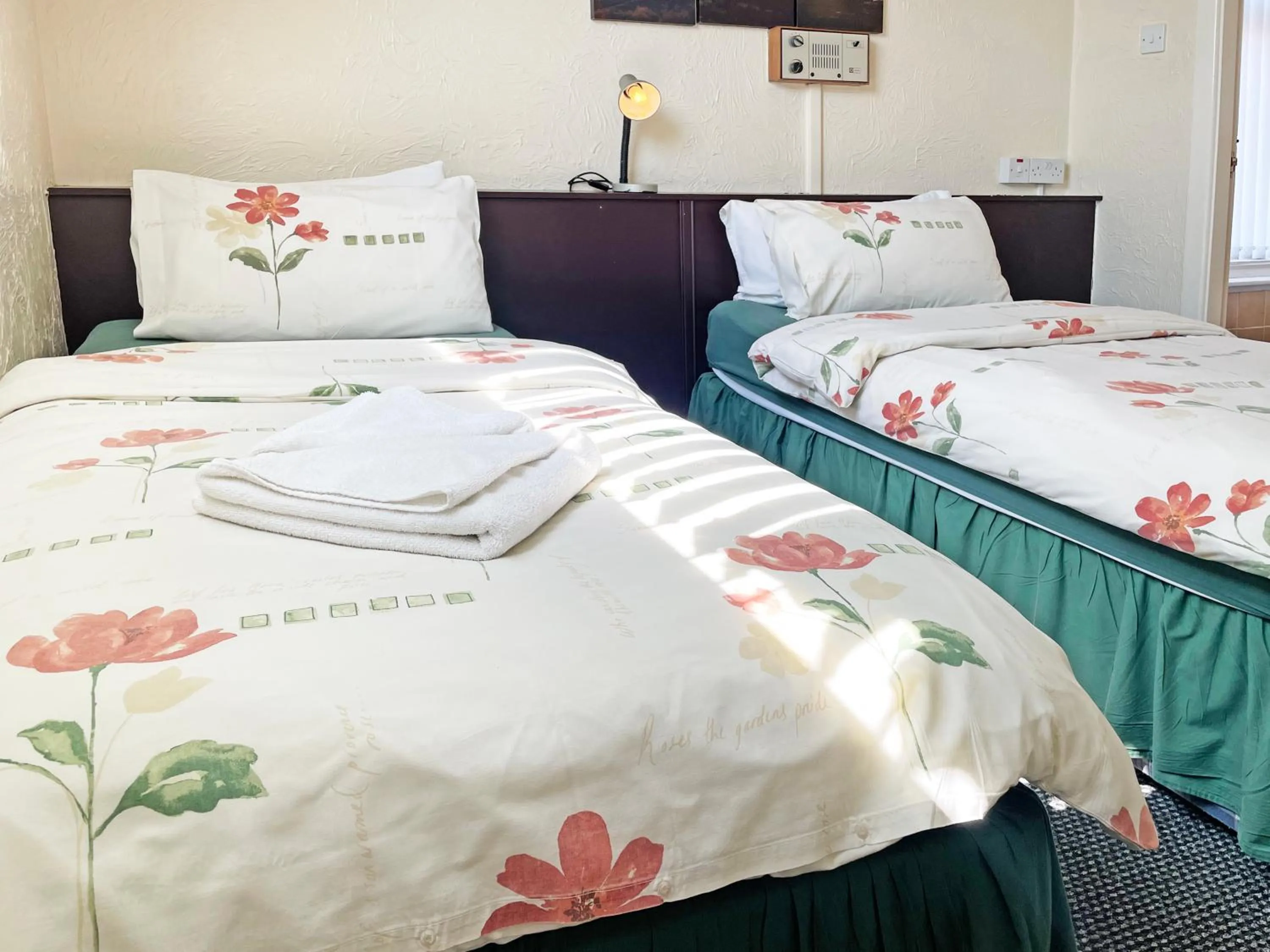 Bedroom, Bed in The Helmshore