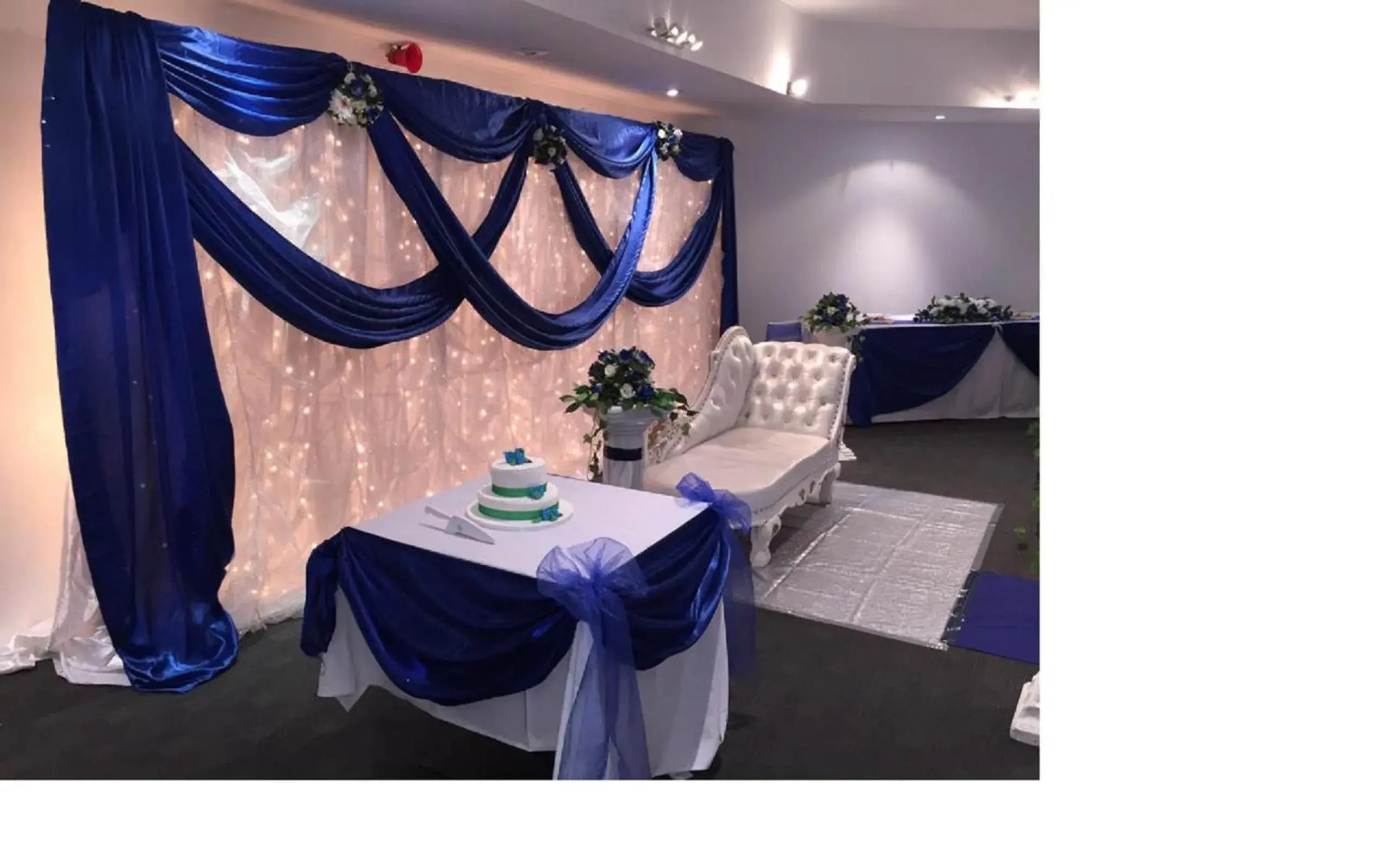 Living room in Manukau Hotel & Conference Centre Living room in Manukau Hotel & Conference Centre