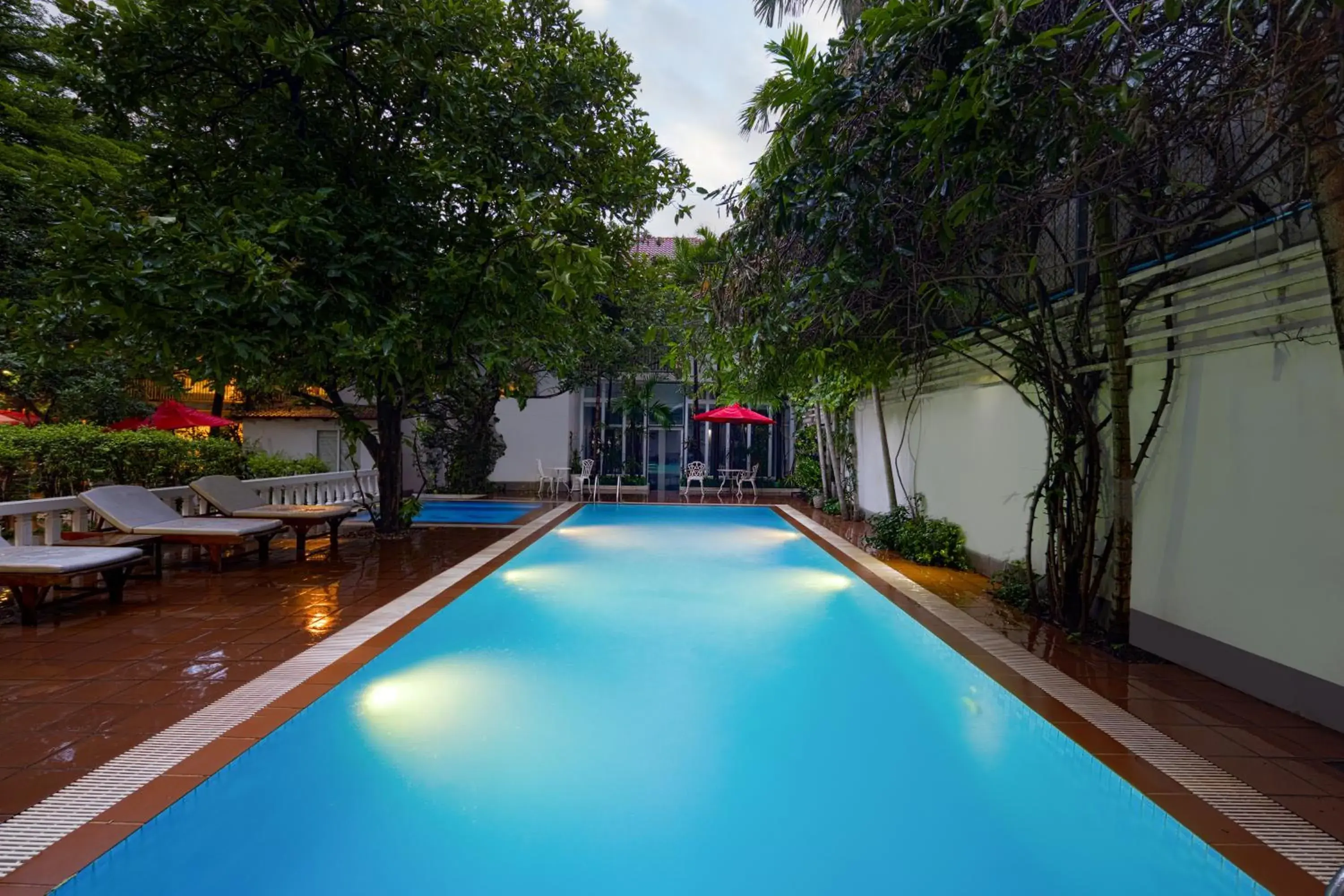 Swimming pool in Skyline Boutique Hotel Swimming pool in Skyline Boutique Hotel