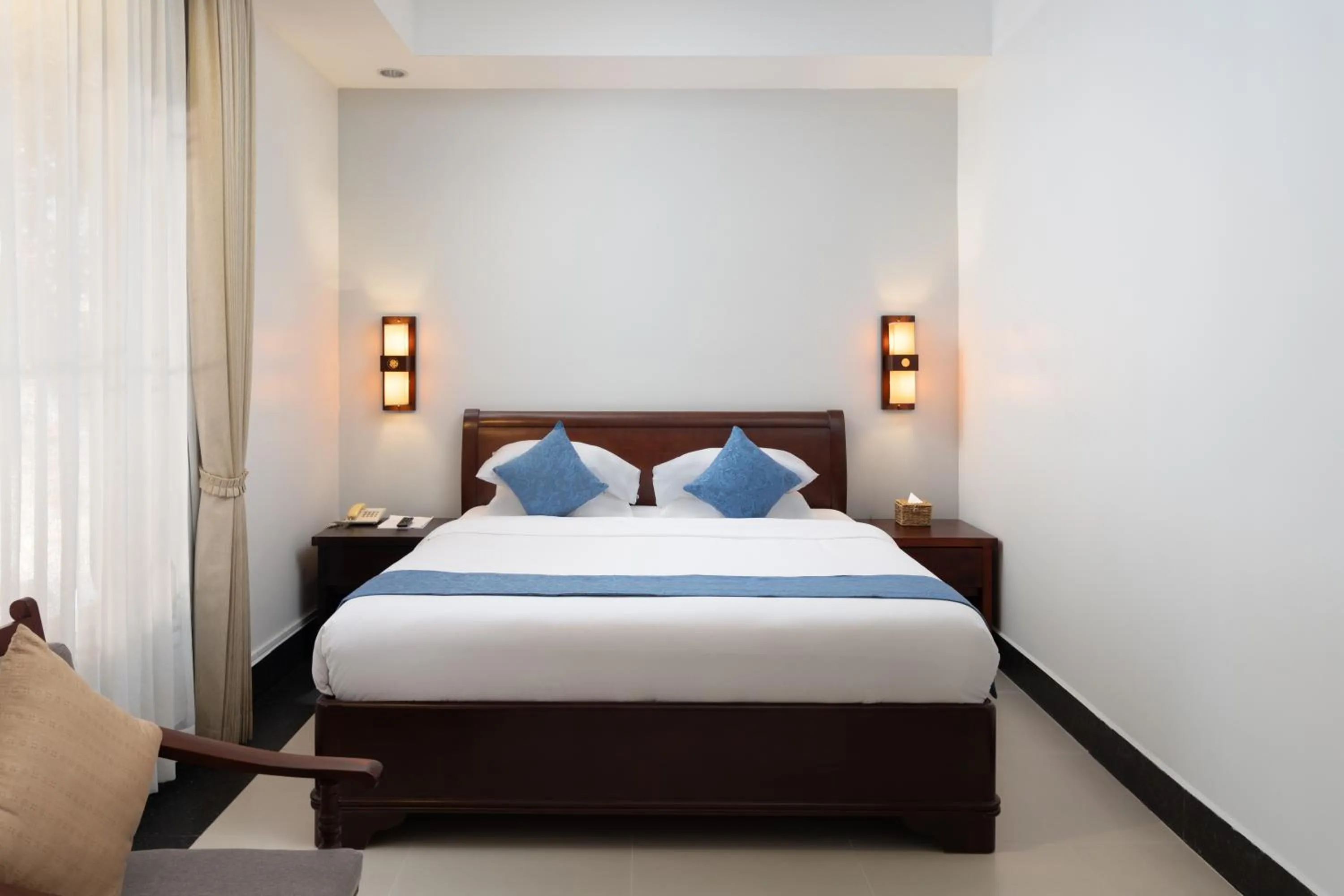 Bedroom, Bed in Skyline Boutique Hotel