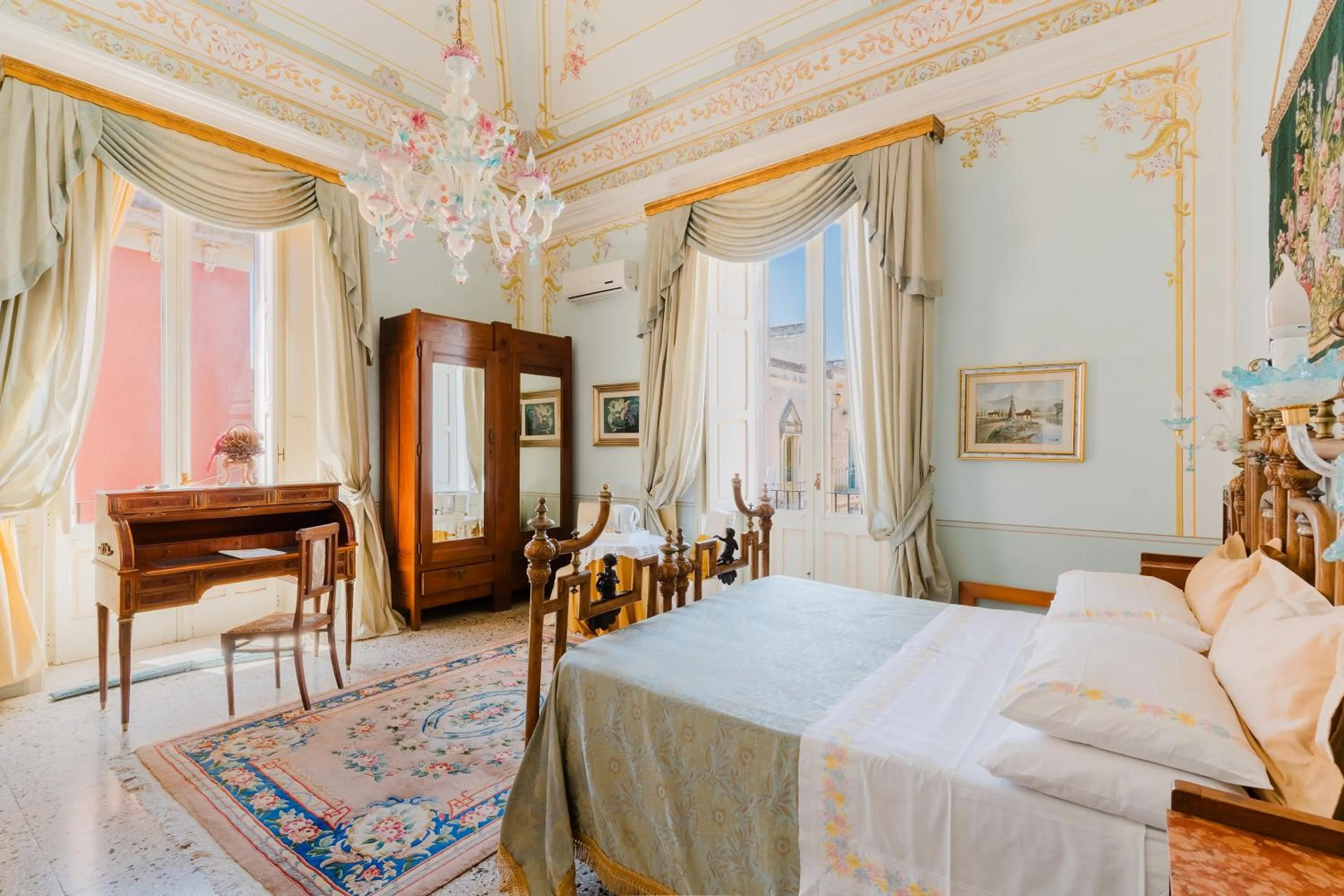 Bedroom, Bed in Palazzo De Castro