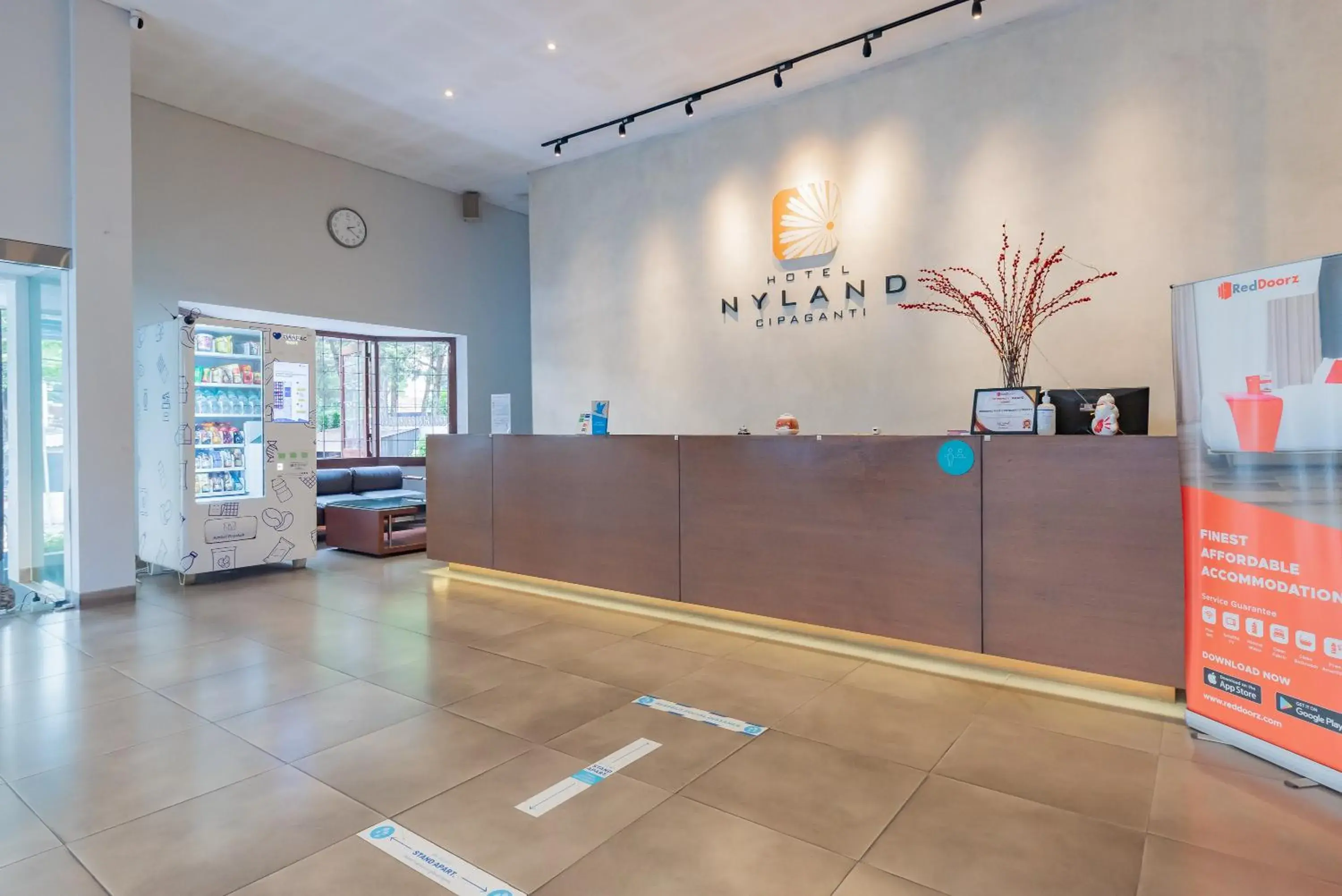 Lobby or reception in RedDoorz Plus @ Cipaganti Street 3 Lobby or reception in RedDoorz Plus @ Cipaganti Street 3