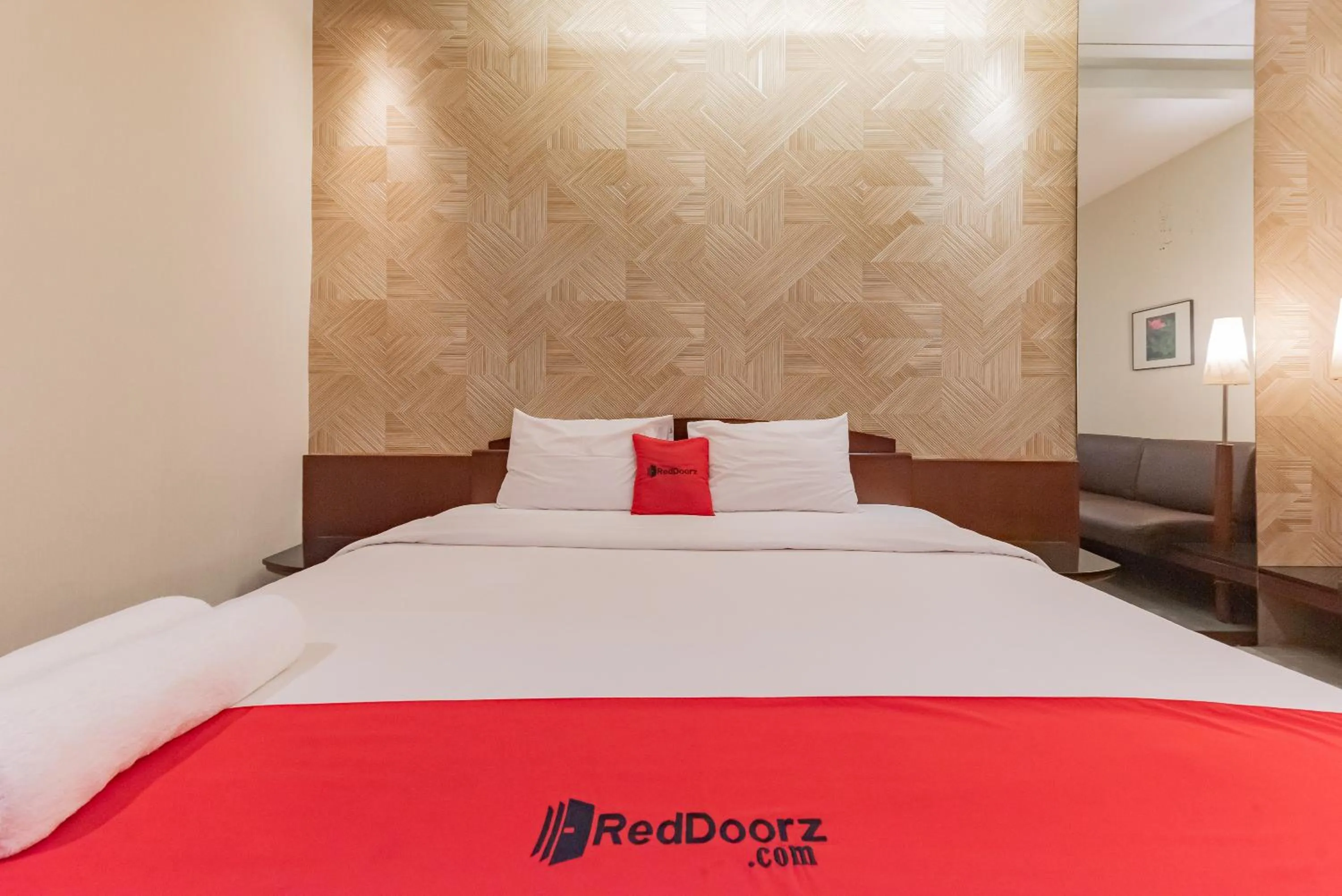 Bedroom, Bed in RedDoorz Plus @ Cipaganti Street 3