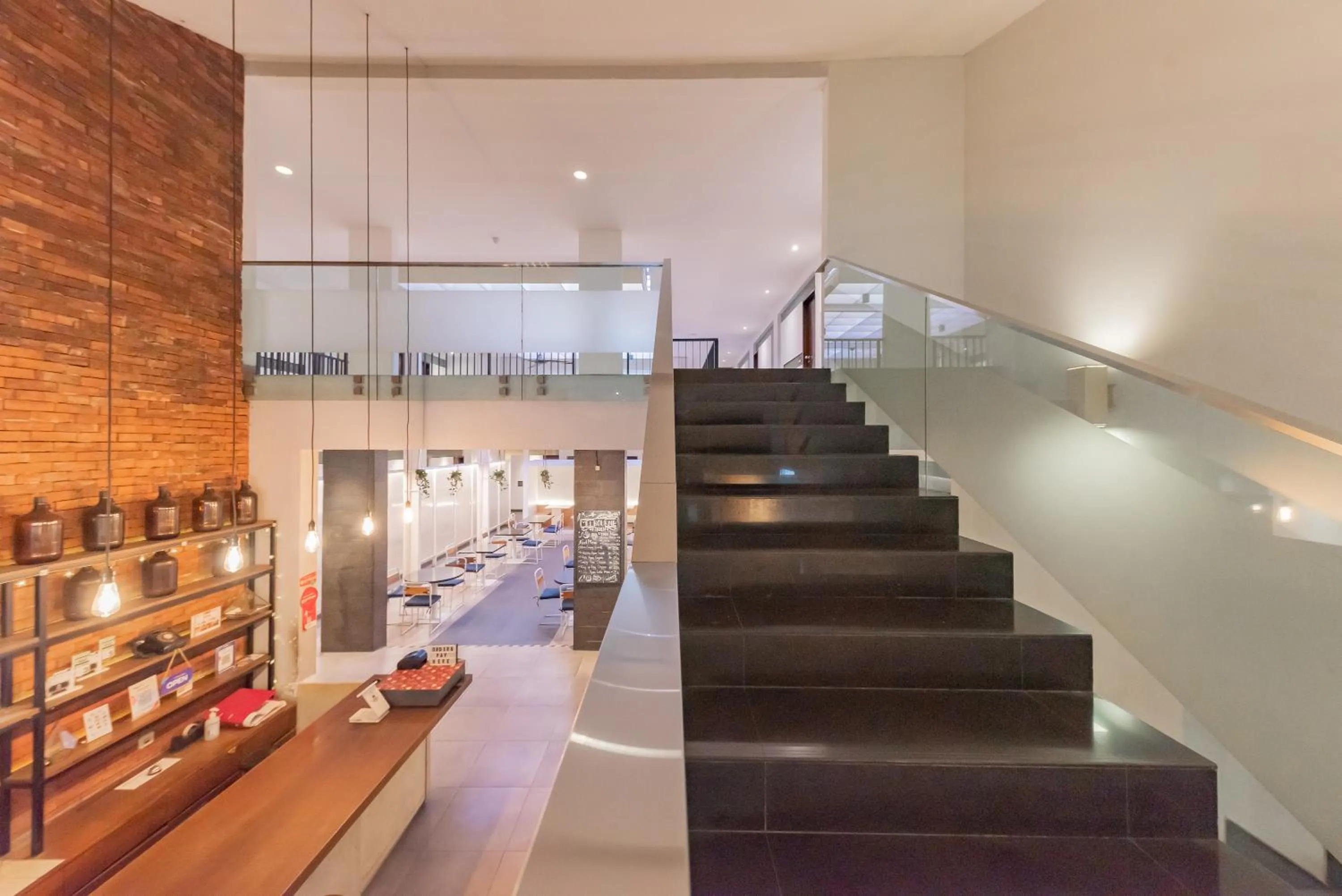 Restaurant/places to eat in RedDoorz Plus @ Cipaganti Street 3