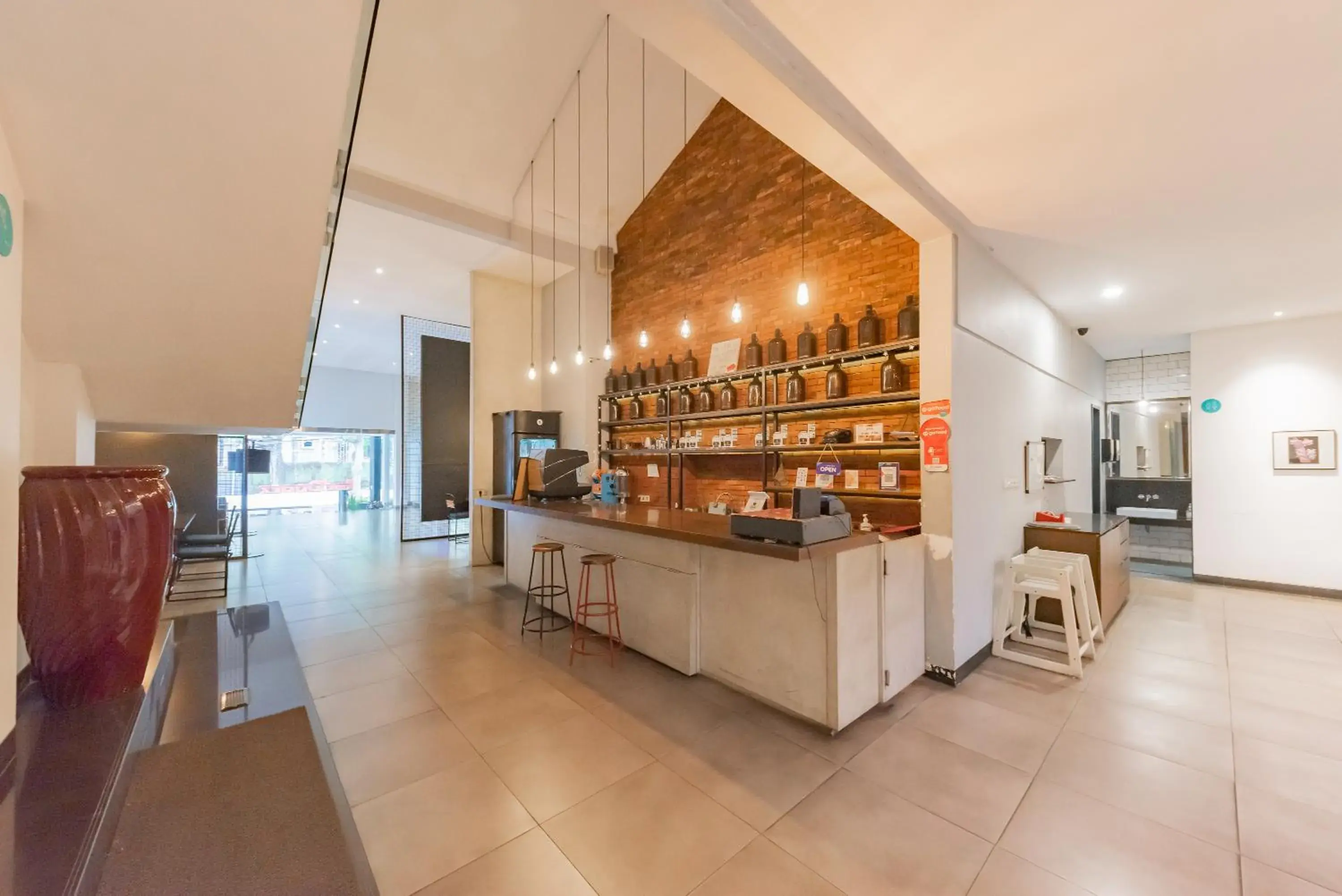 Restaurant/places to eat in RedDoorz Plus @ Cipaganti Street 3 Restaurant/places to eat in RedDoorz Plus @ Cipaganti Street 3